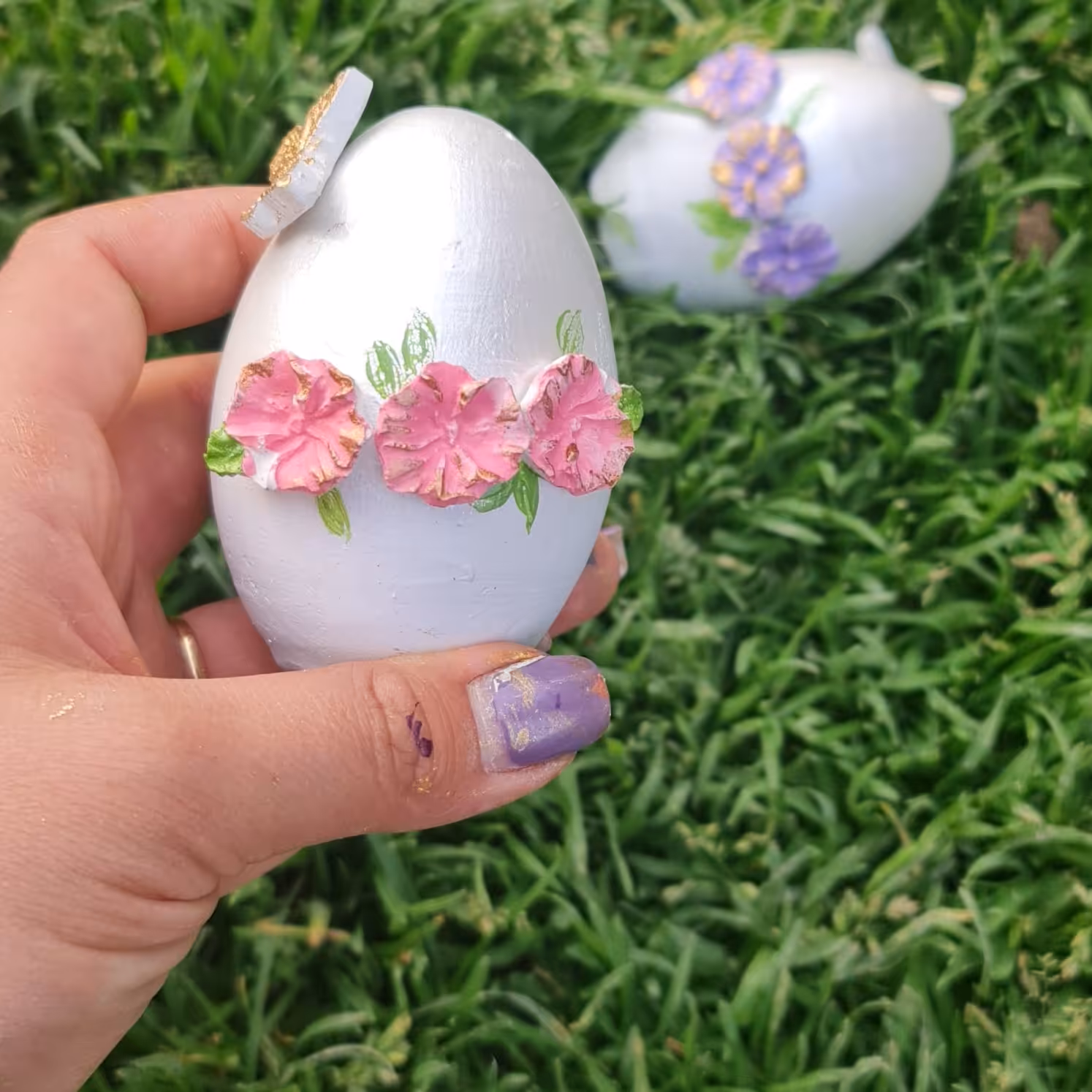 تخم رنگی سفالی هفت سین گل برجسته گل یاسی