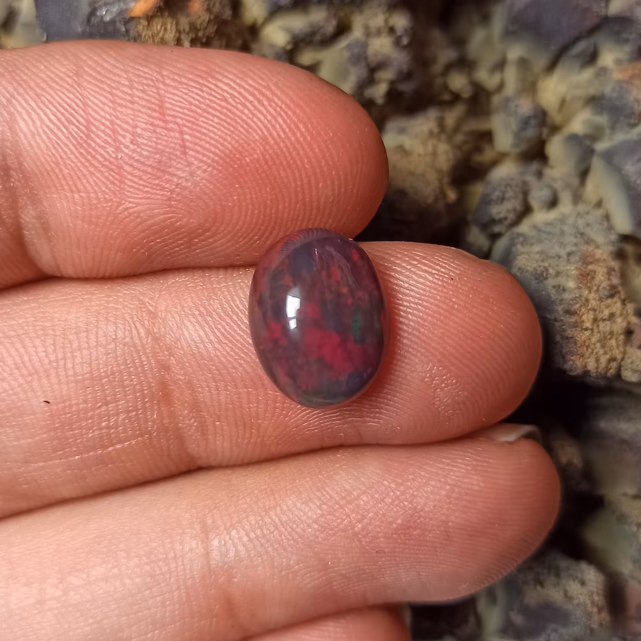 نگین سنگ اپال سیاه اتیوپی OPB4