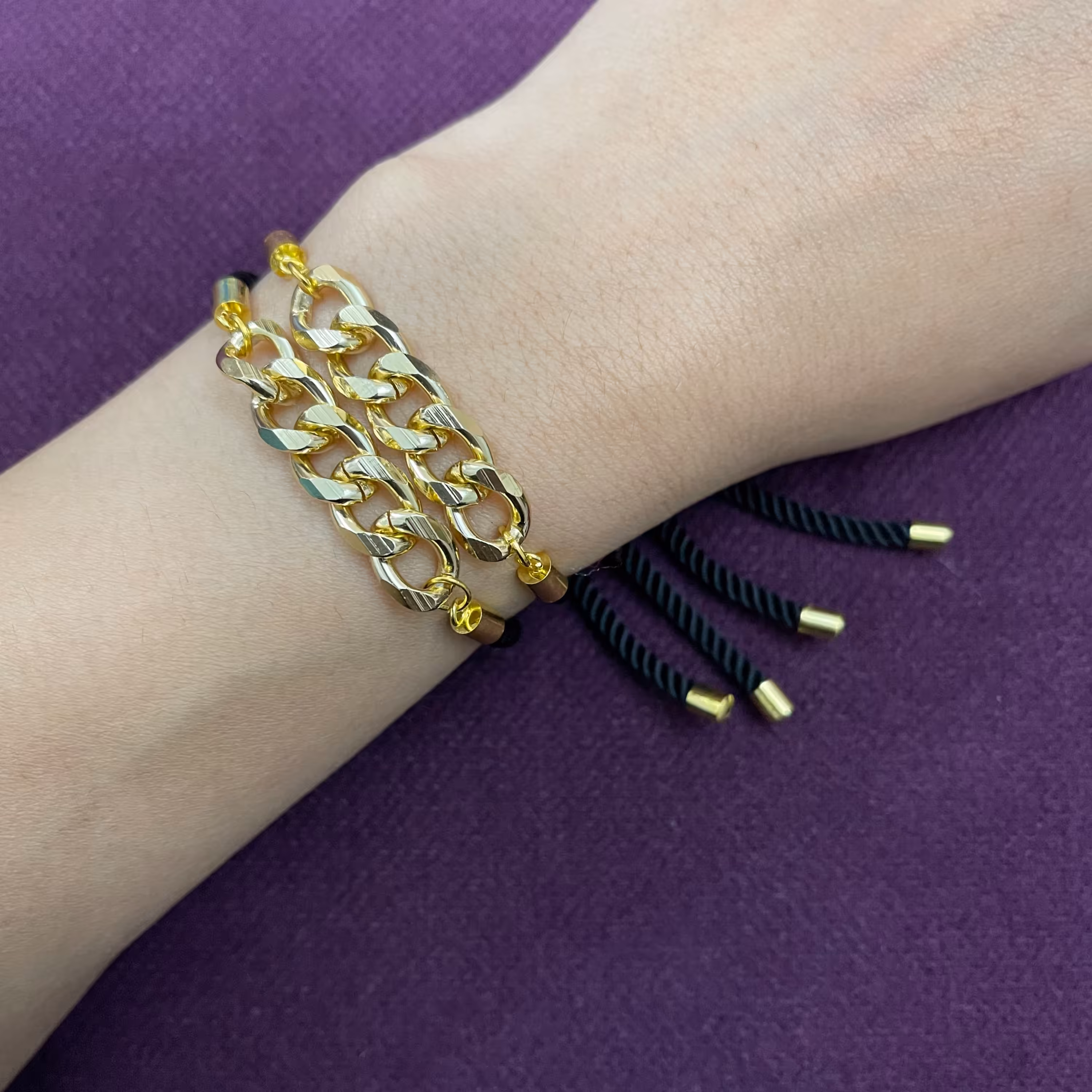 دستبند اسانسوری مشکی