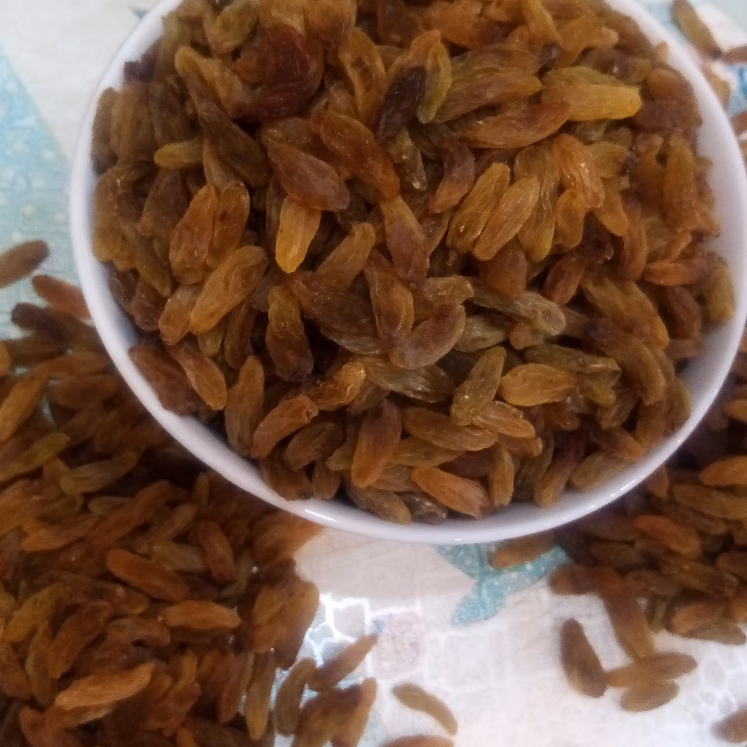 کشمش سبز محصول کاشمر  کاملا طبیعی به تعداد محدود با قیمت مناسب 