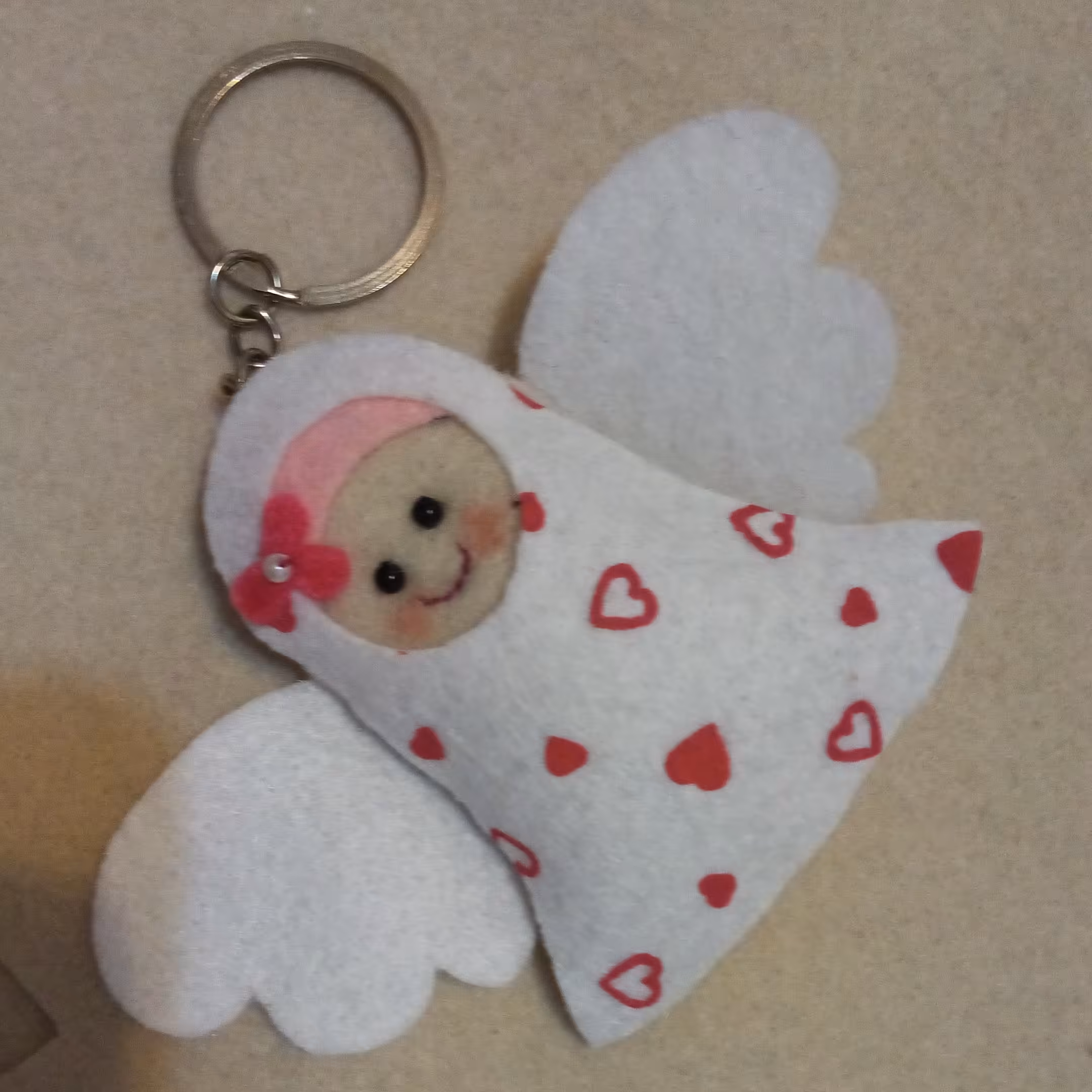 جاکلیدی نمدی طرح دختر محجبه در طرح ها و رنگ های متنوع