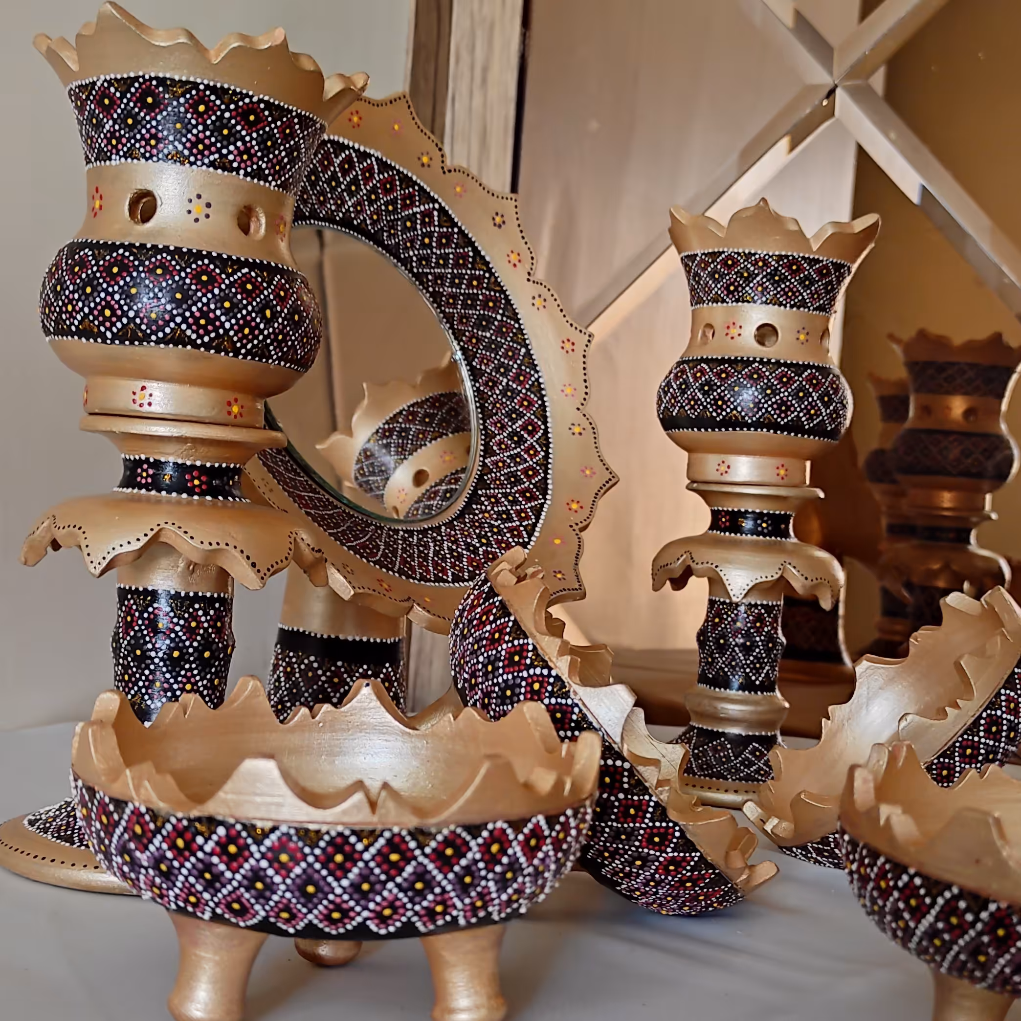 هفت سین نقطه کوبی طلایی و مشکی 