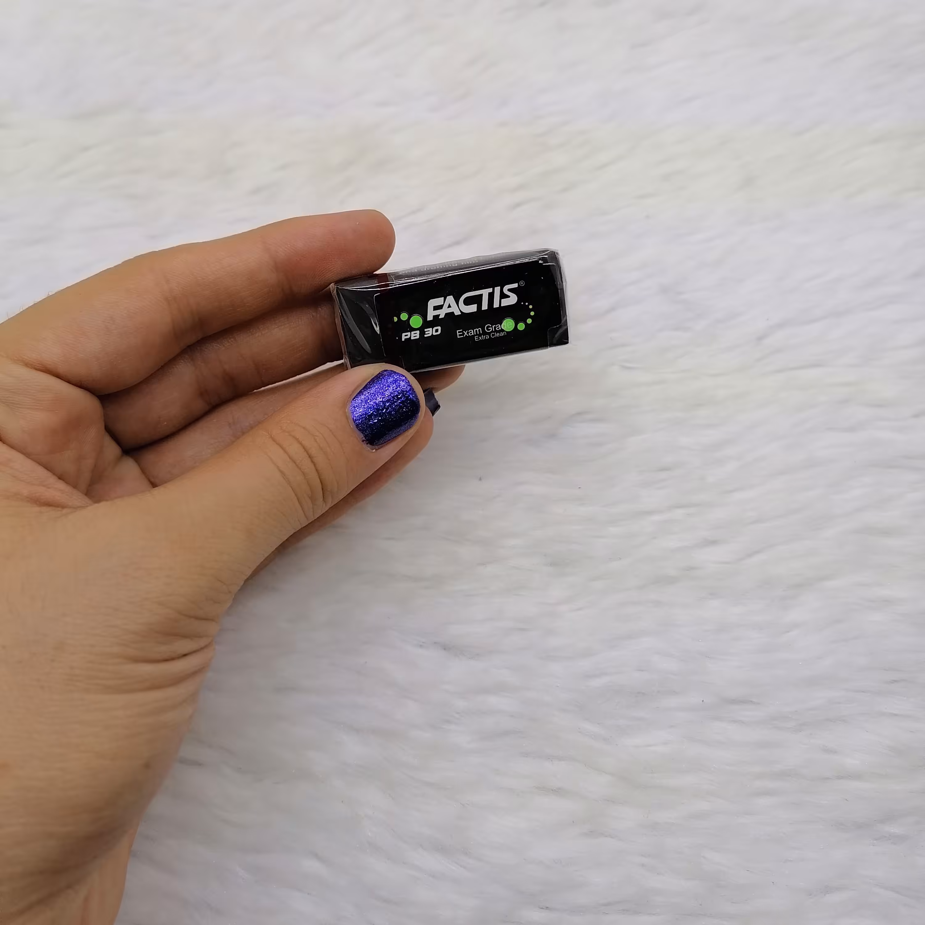 پاک کن FACTIS مشکی، لطفاً قبل از ثبت سفارش موجودی بگیرید 