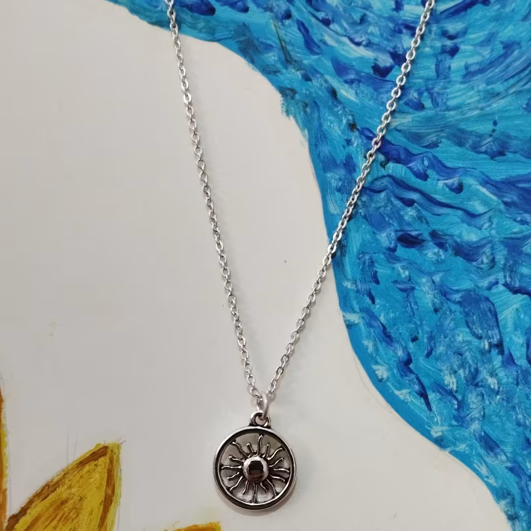 گردنبند خورشید