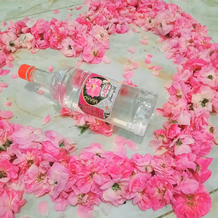 گلاب ممتاز 24 کیلو گل میعاد(یک لیتری)