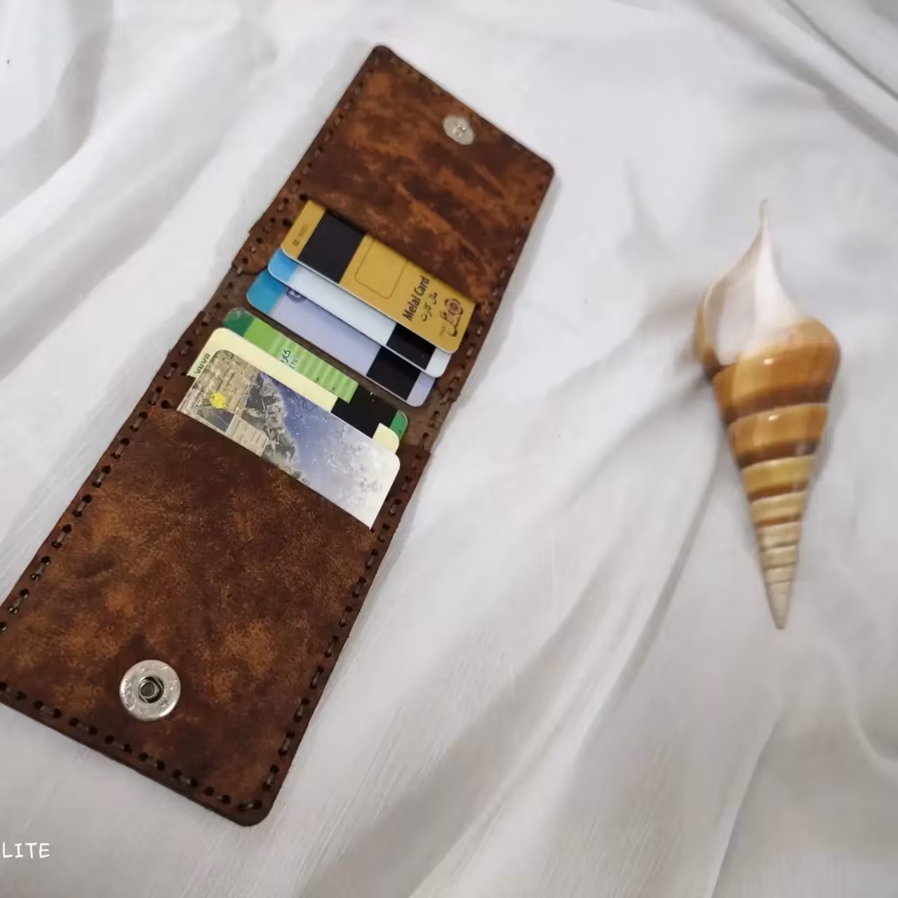 کیف جاکارتی دکمه ای 