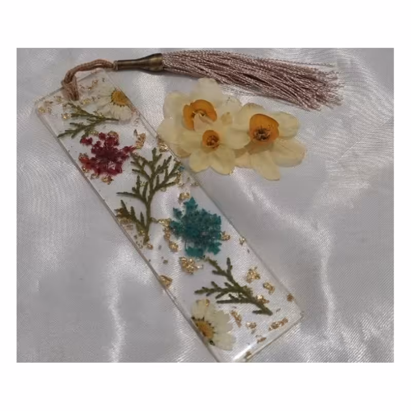 نشانگر رزینی شفاف گل بابونه و برگ