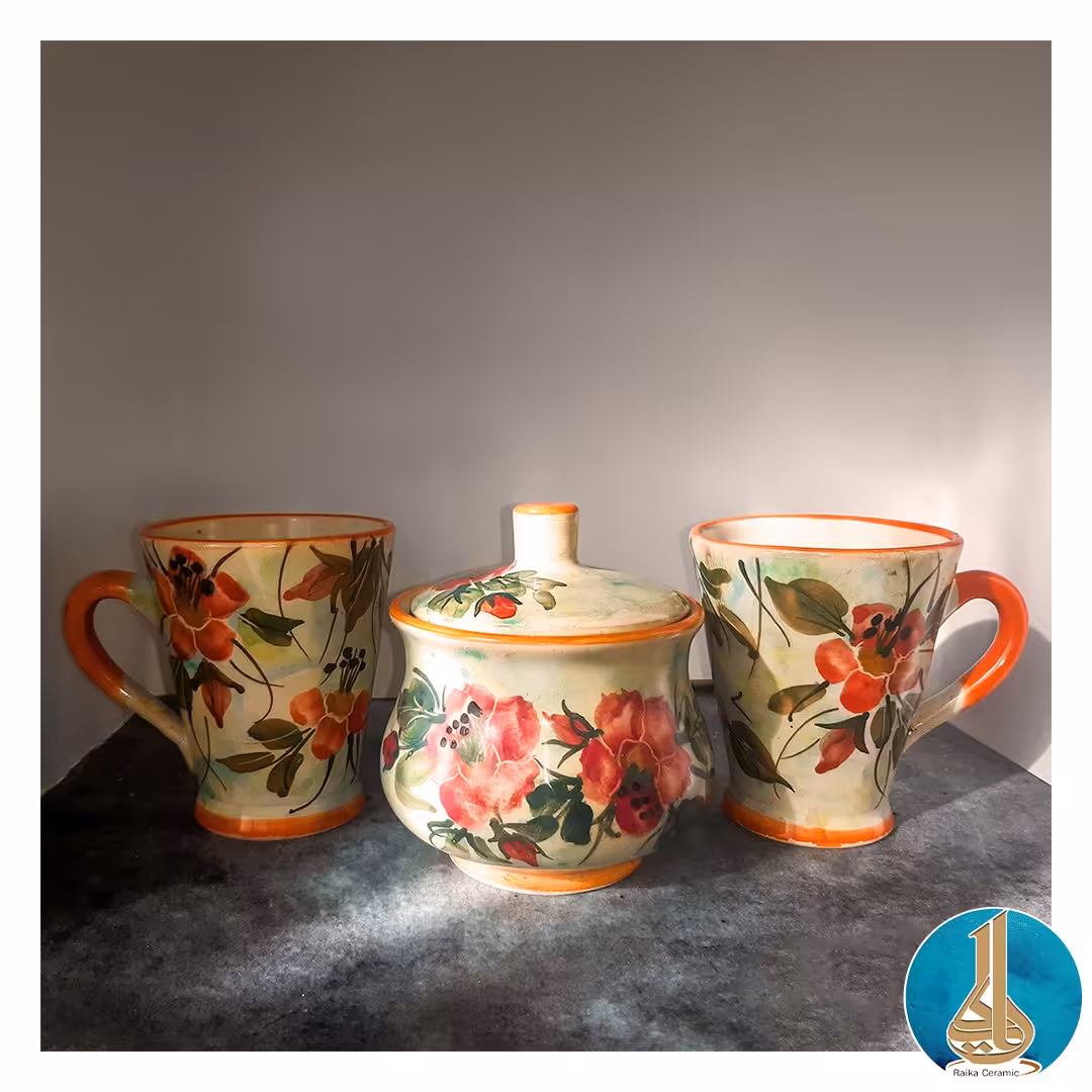 ست فنجان و قندان، نقاشی زیر لعابی، هزینه ارسال به صورت پس کرایه به عهده مشتری محترم