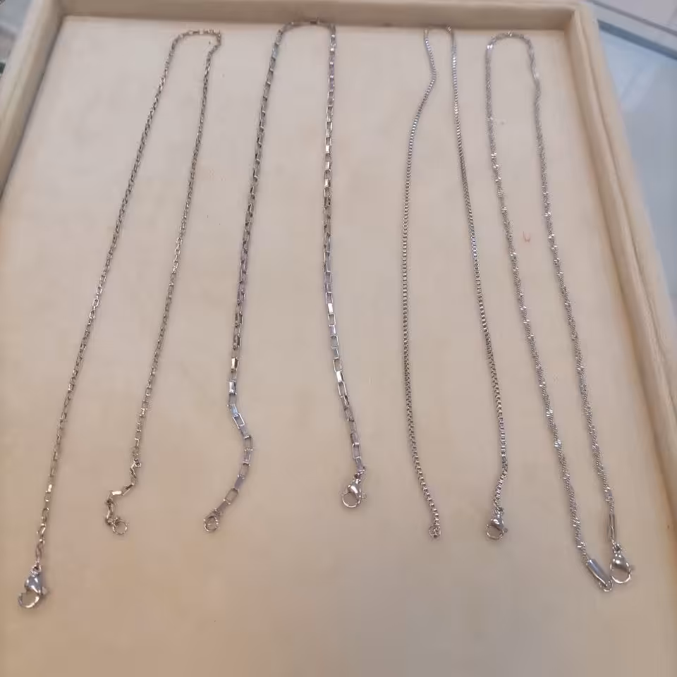 زنجیر استیل در طرح های متفاوت