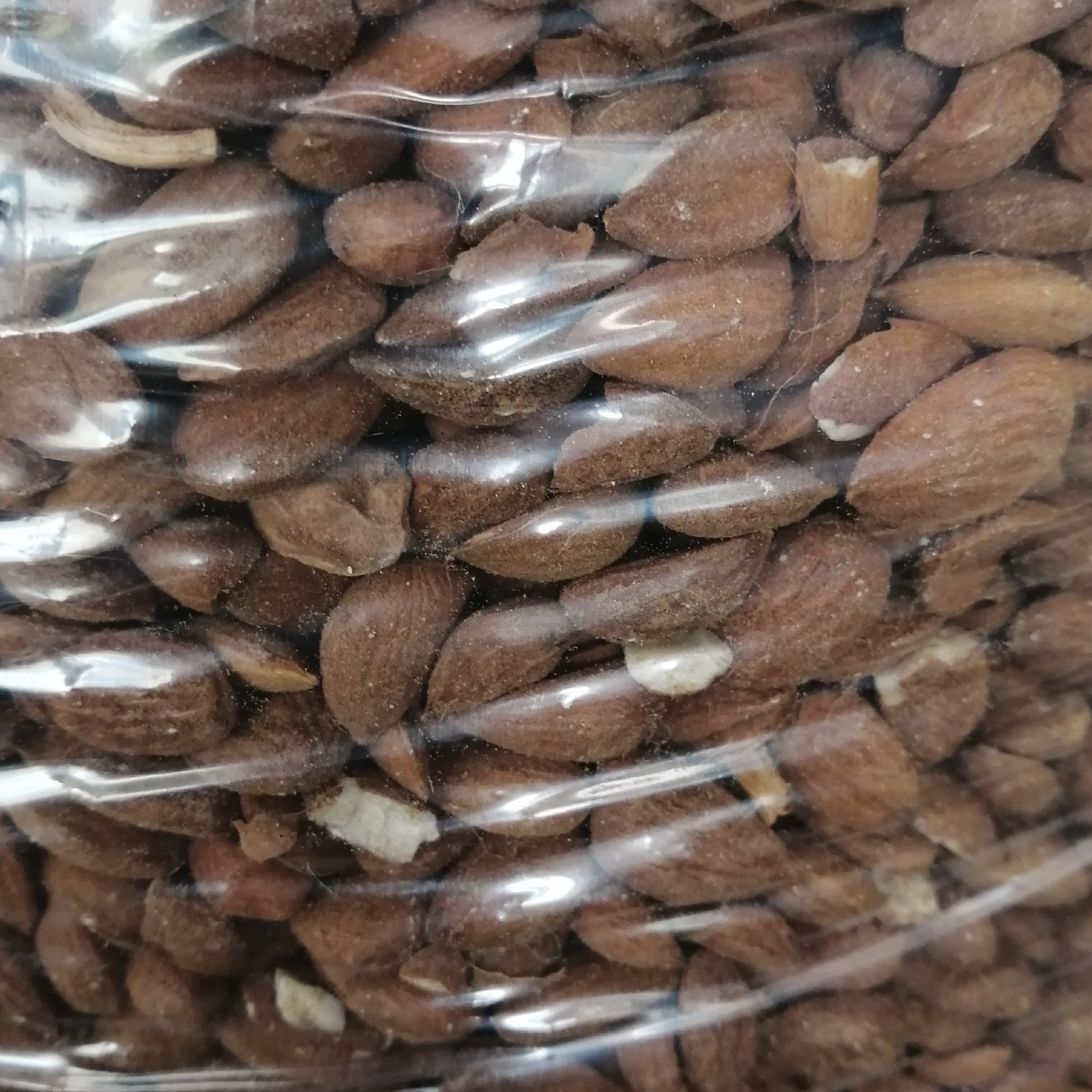 مغز بادام شیرین 500 گرم