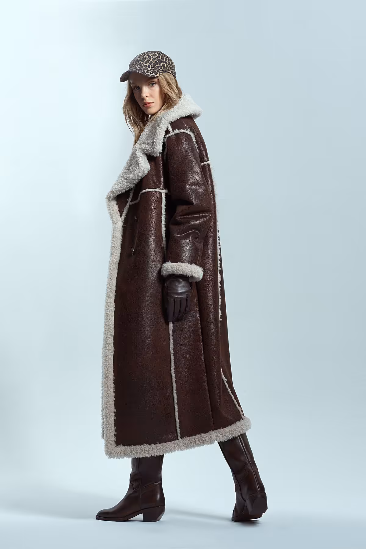 مانتو بلند چند رنگ زنانه کلرادو قهوه ای YAKA COAT Derimod