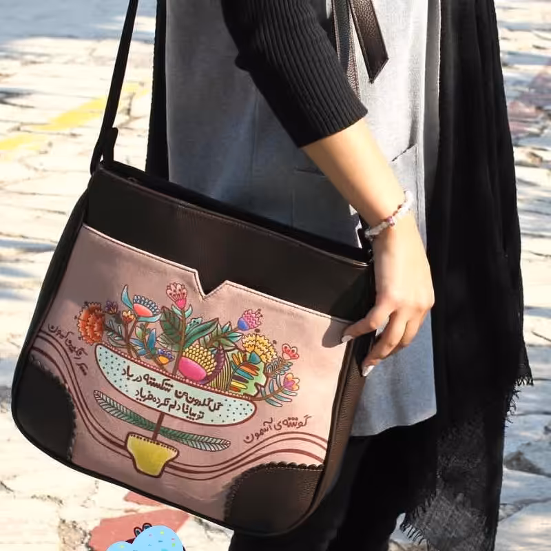 کیف دوشی زنانه طرحدار 
