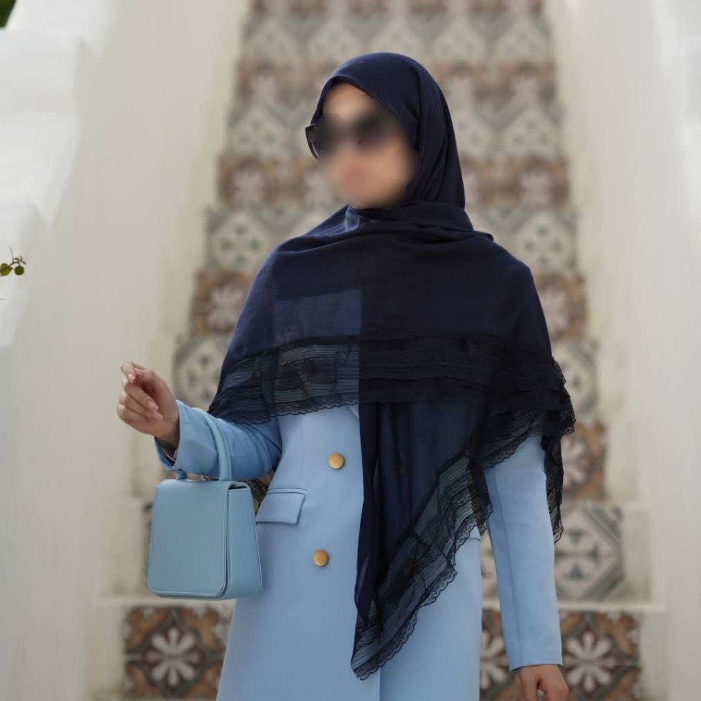 روسری نخ پنبه دانتل دار زمینه ساده سورمه ای تیره