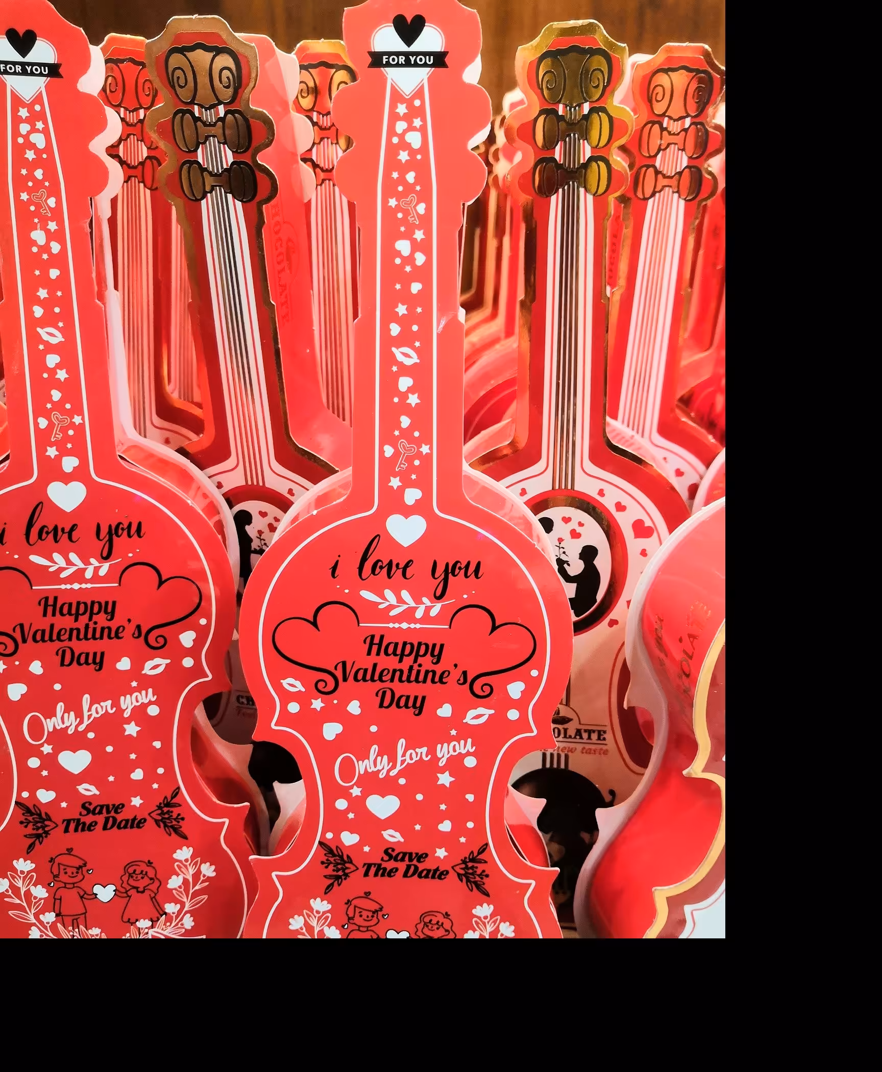 شکلات کادویی مناسب هدیه مدل ویالون (30 عدد)