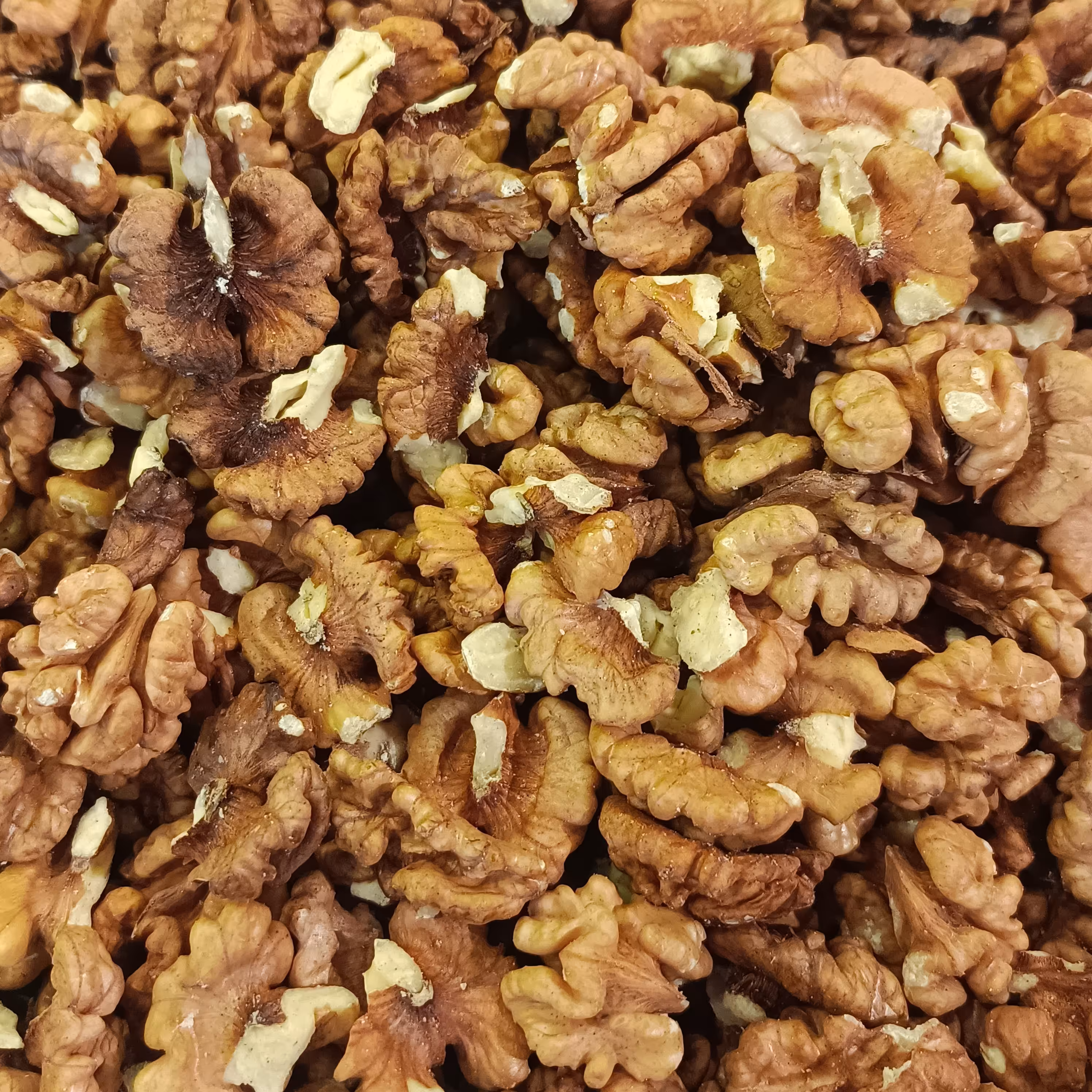 مغز گردو دو پر سفید ایرانی 200 گرمی