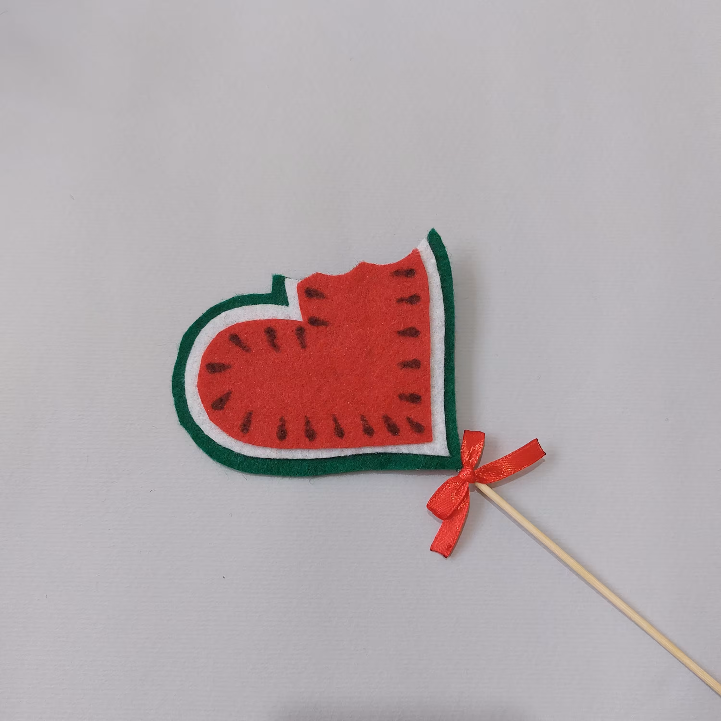 تاپر و گیفت شب یلدا طرح قلب هندوانه ای 1