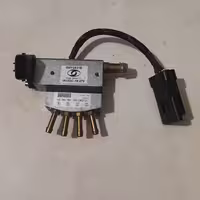 ریل سوخت اصلی مگاموتوردوگانهcng پراید پژو سمند اصلی شرکتی ساخت ایتالیا  به همراه سنسور مپ