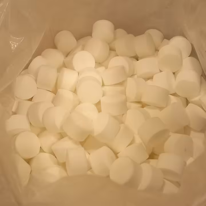 قرص نمک سفید برای  پخت برنج  2  کیلوگرمی