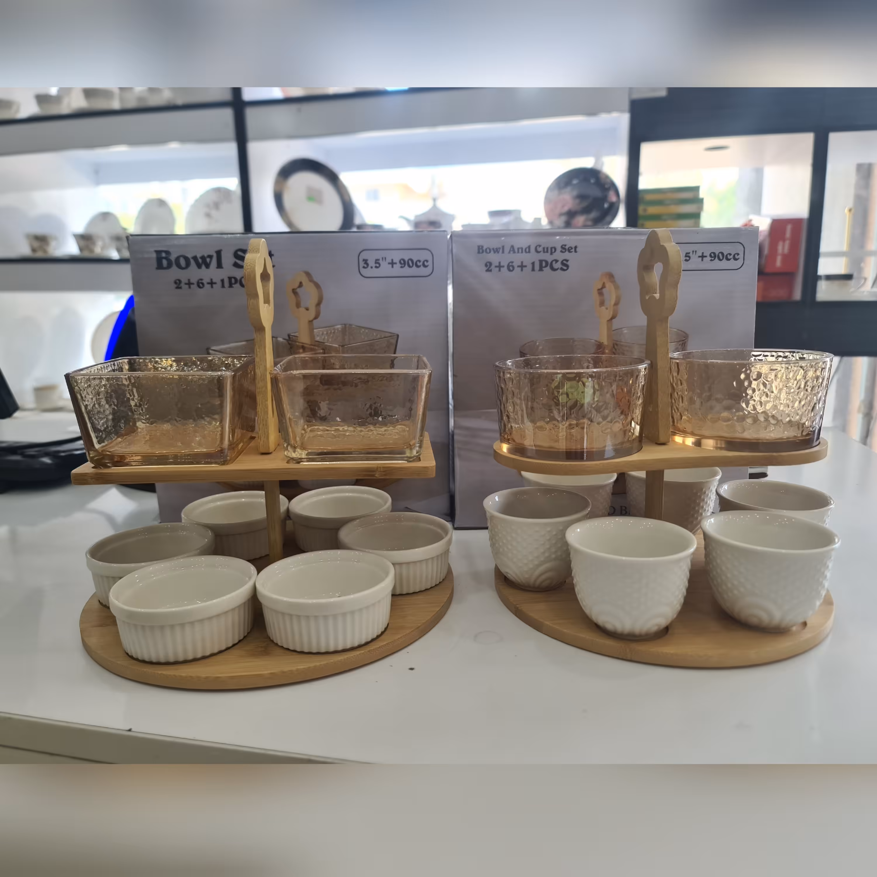 اردوخوری و قهوه خوری  9 تیکه  ترکیبی از سرامیکی و  بلور و چوبی