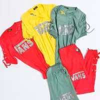 ست تیشرت و شلوار چاپ ونس. پولکی. تنخور بسیار شیک و جذاب