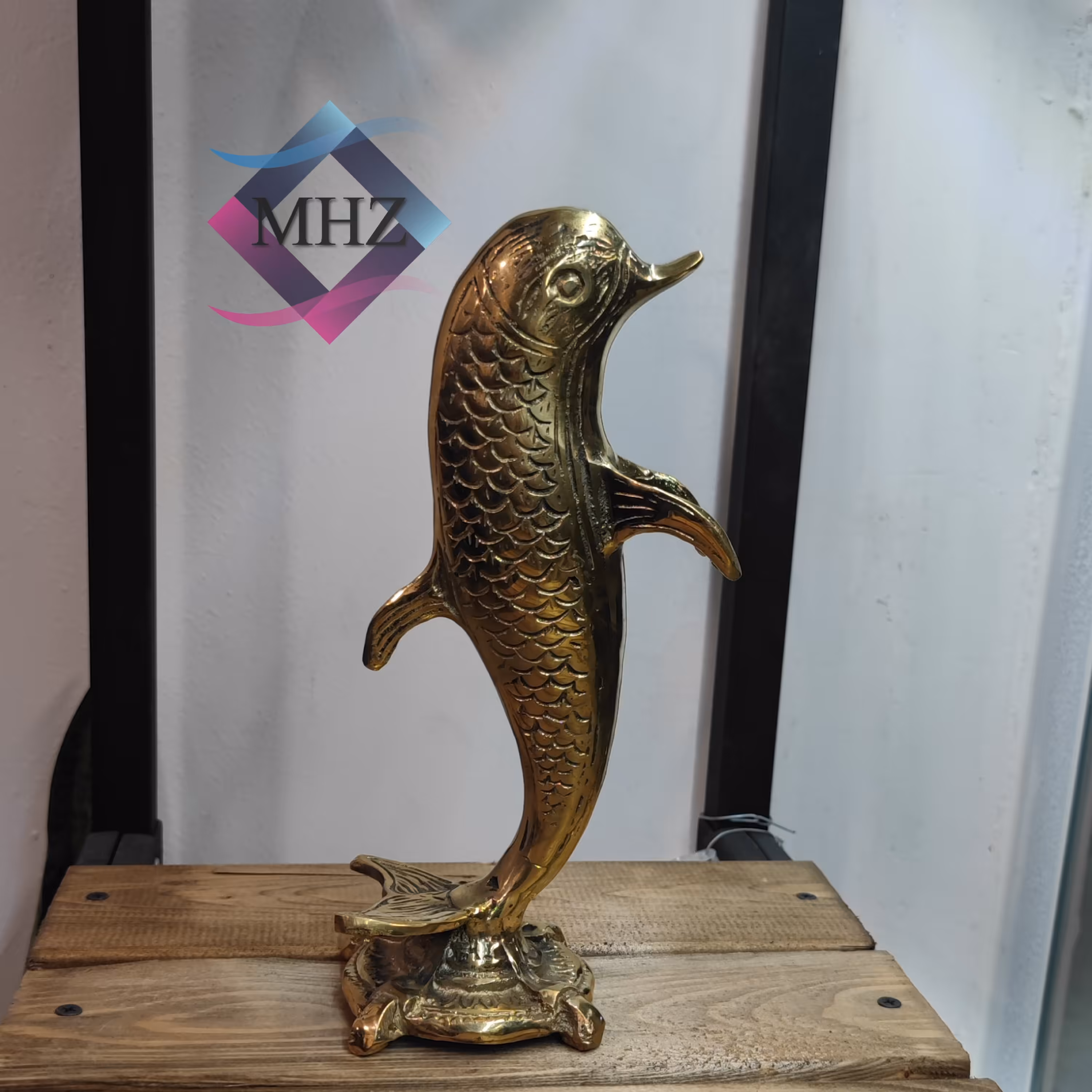 مجسمه برنجی طرح دلفین