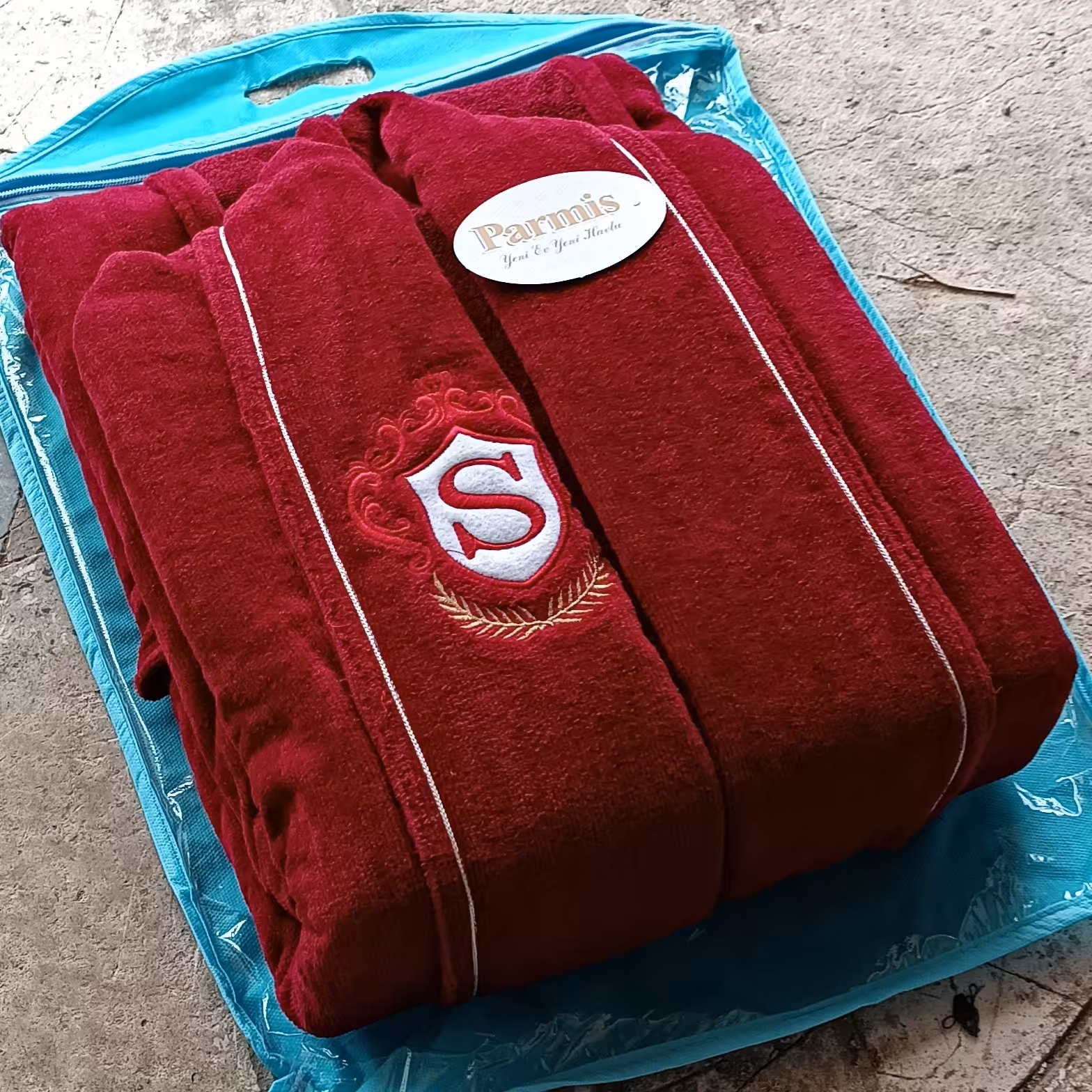 حوله  تن پوش سایز  115با رنگ بندی عالی ارسال رایگان 