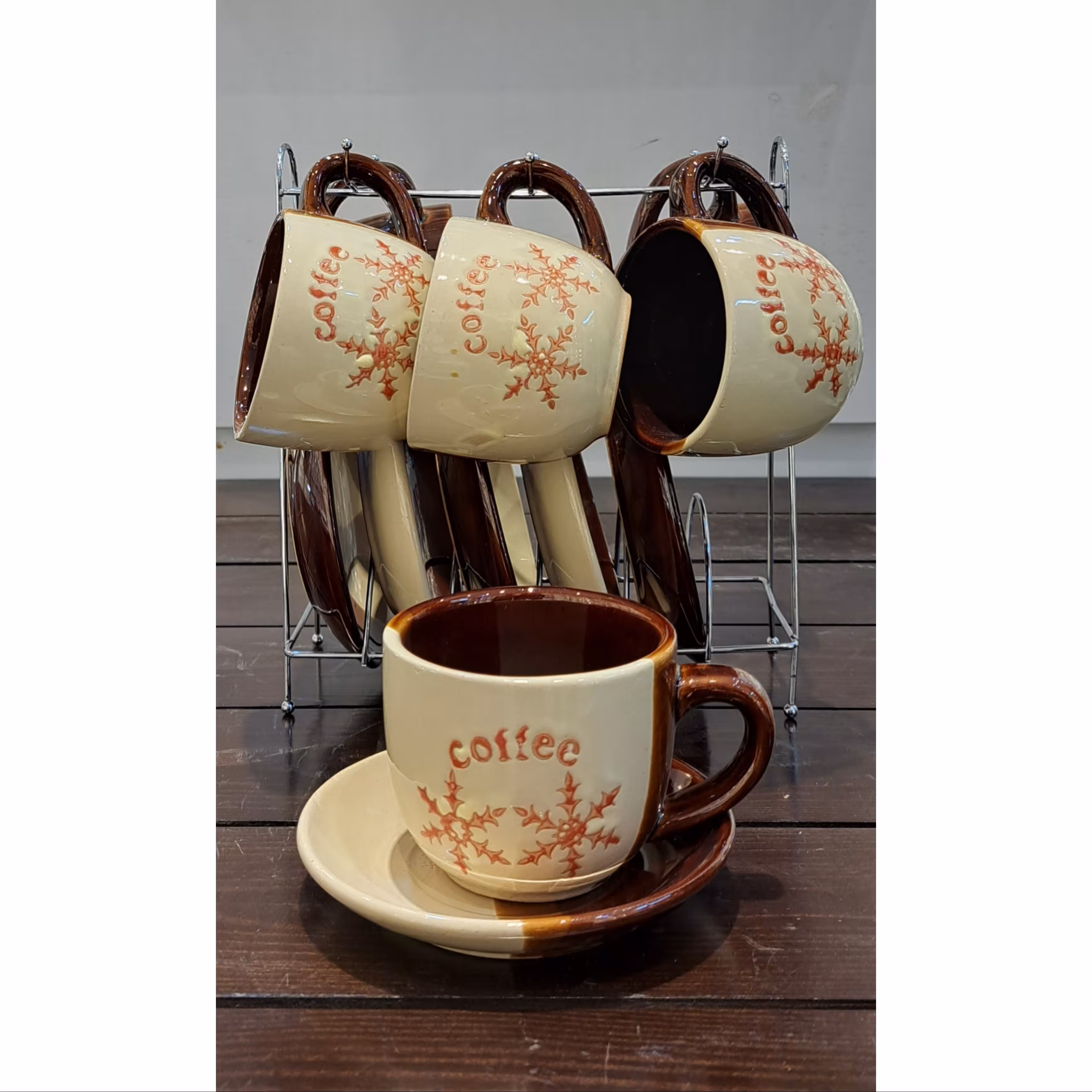 سرویس 12 پارچه فنجان و نعلبکی سرامیکی مناسب چایی و قهوه  با پایه