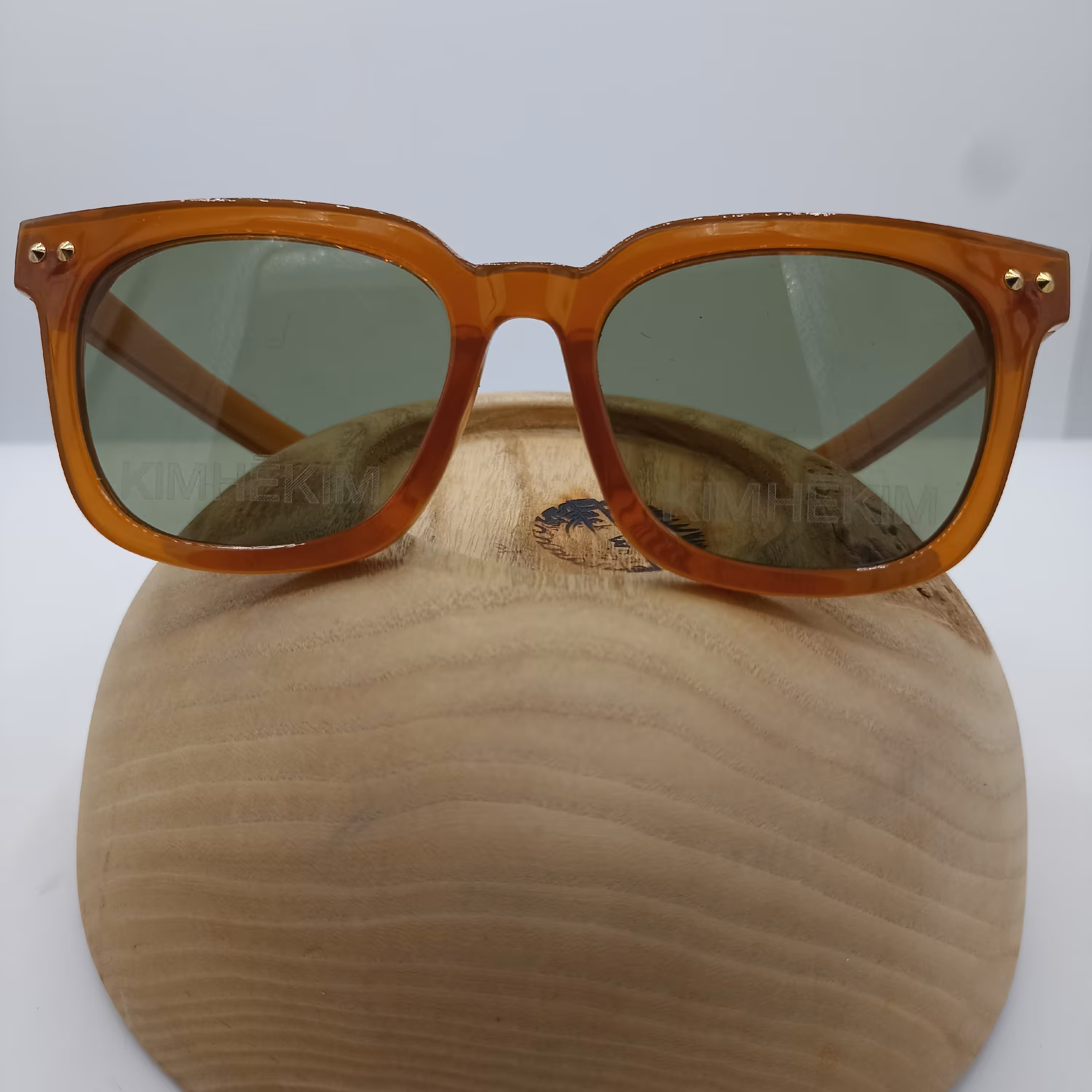 عینک مردانه حکاکی رو شیشه