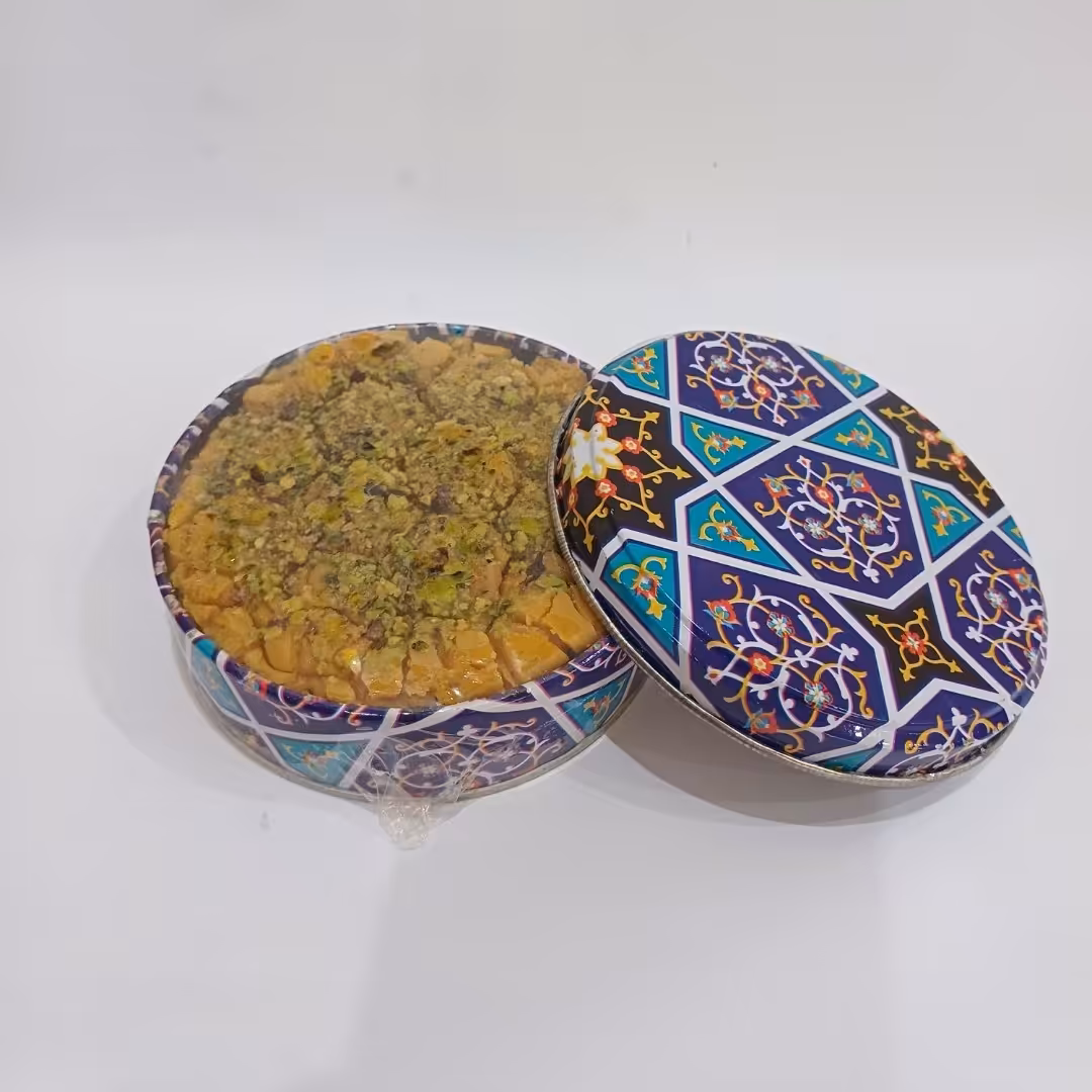 سوهان مخصوص حبه ای مخلوط کره ای با مغز پسته قوطی فلزی (225 گرمی)