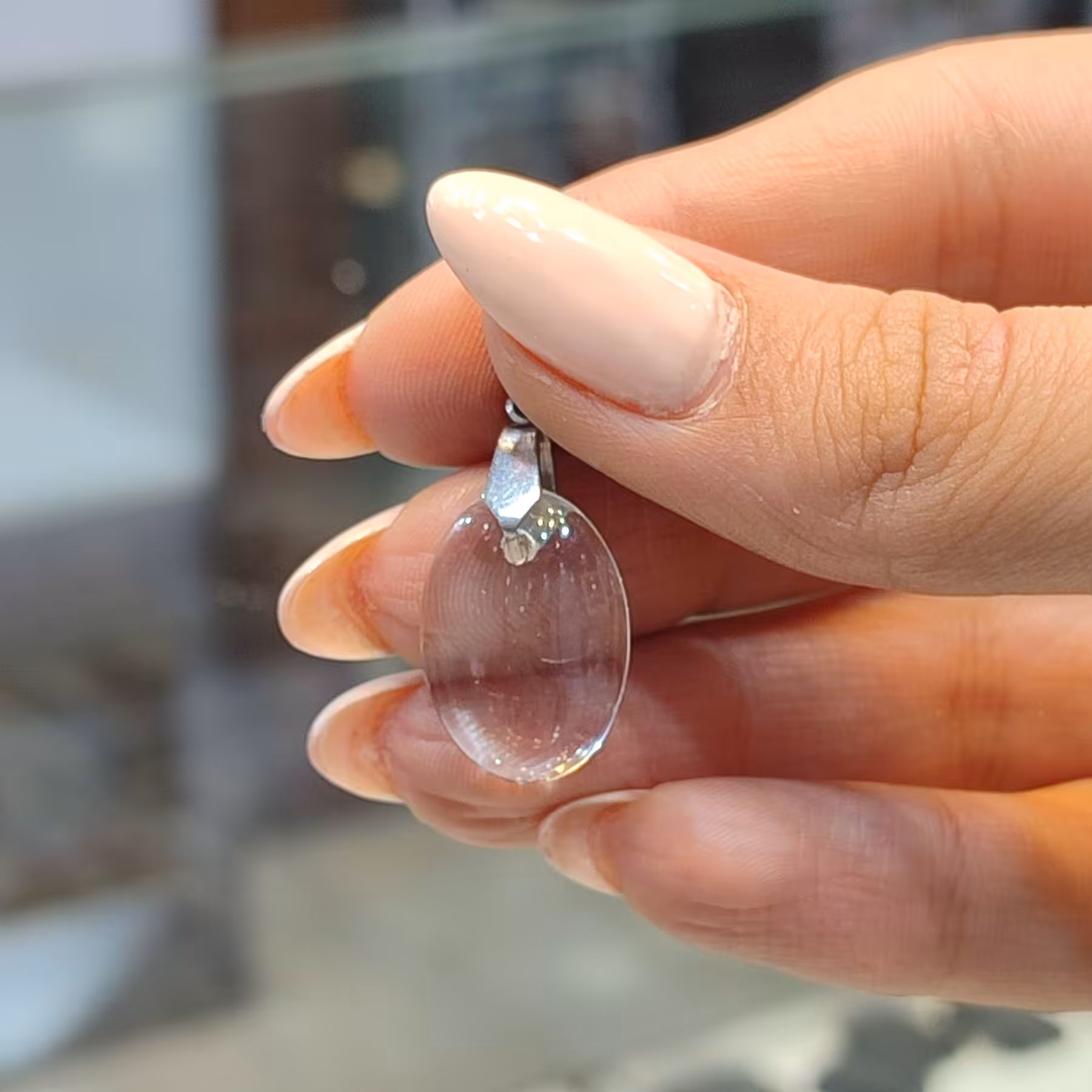 گردنی کوارتز نجفی یا دُرّ هندی فاخر