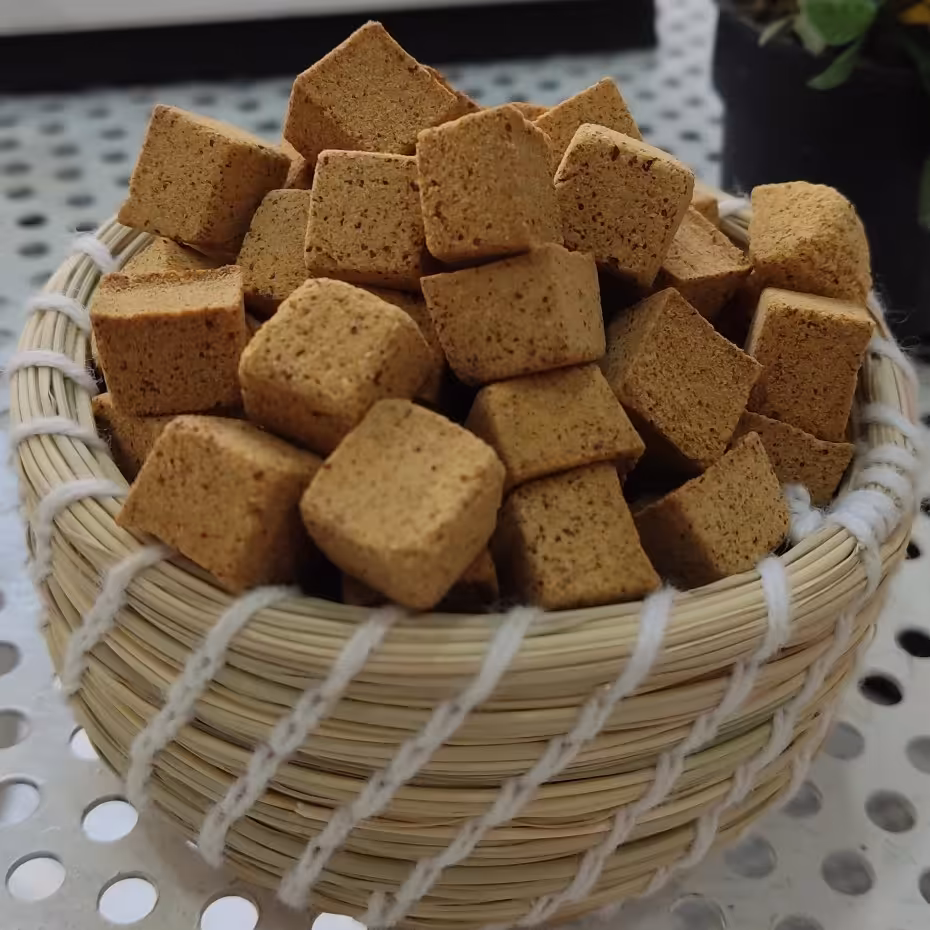 حب عناب بیرجند در طعم های مختلف ،یک کیلویی 