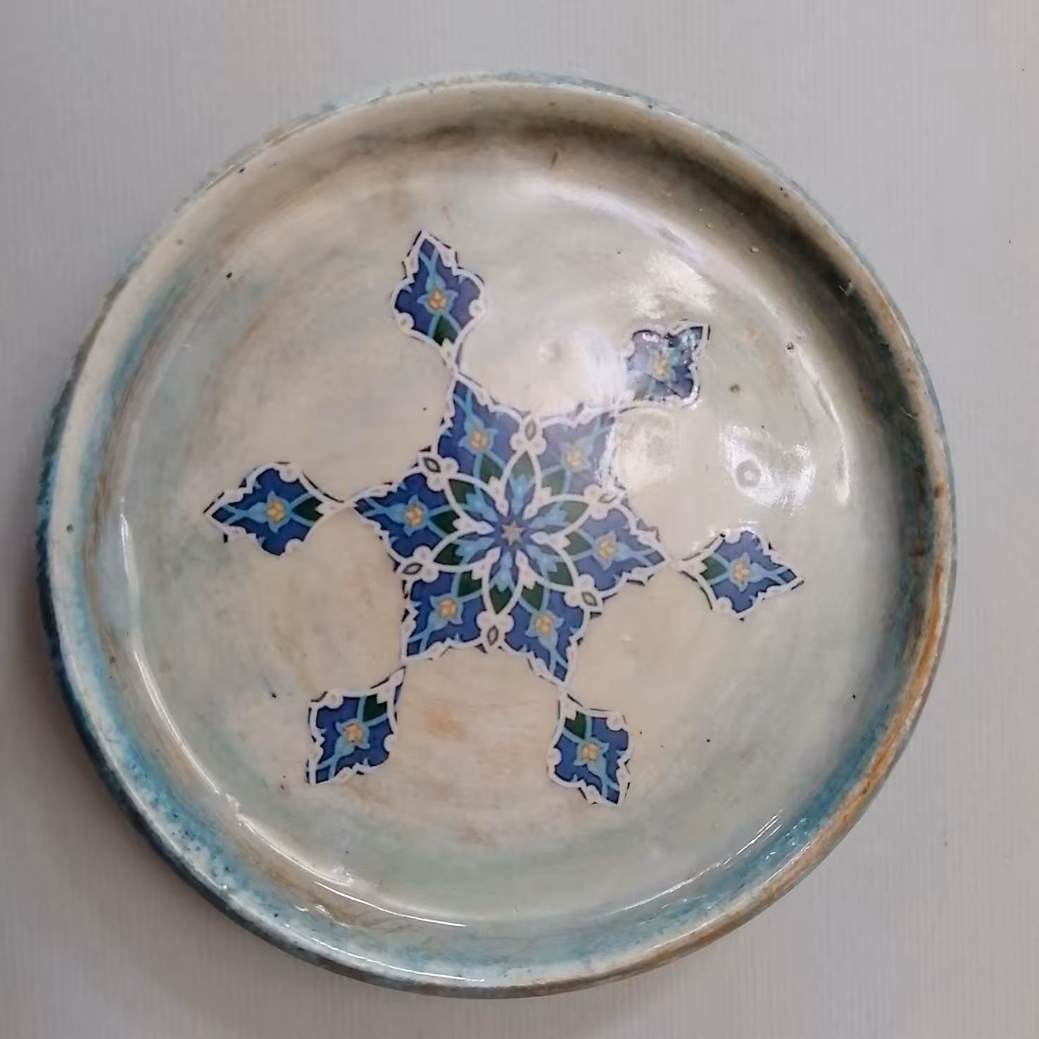 زیر لیوانی گل آبی 