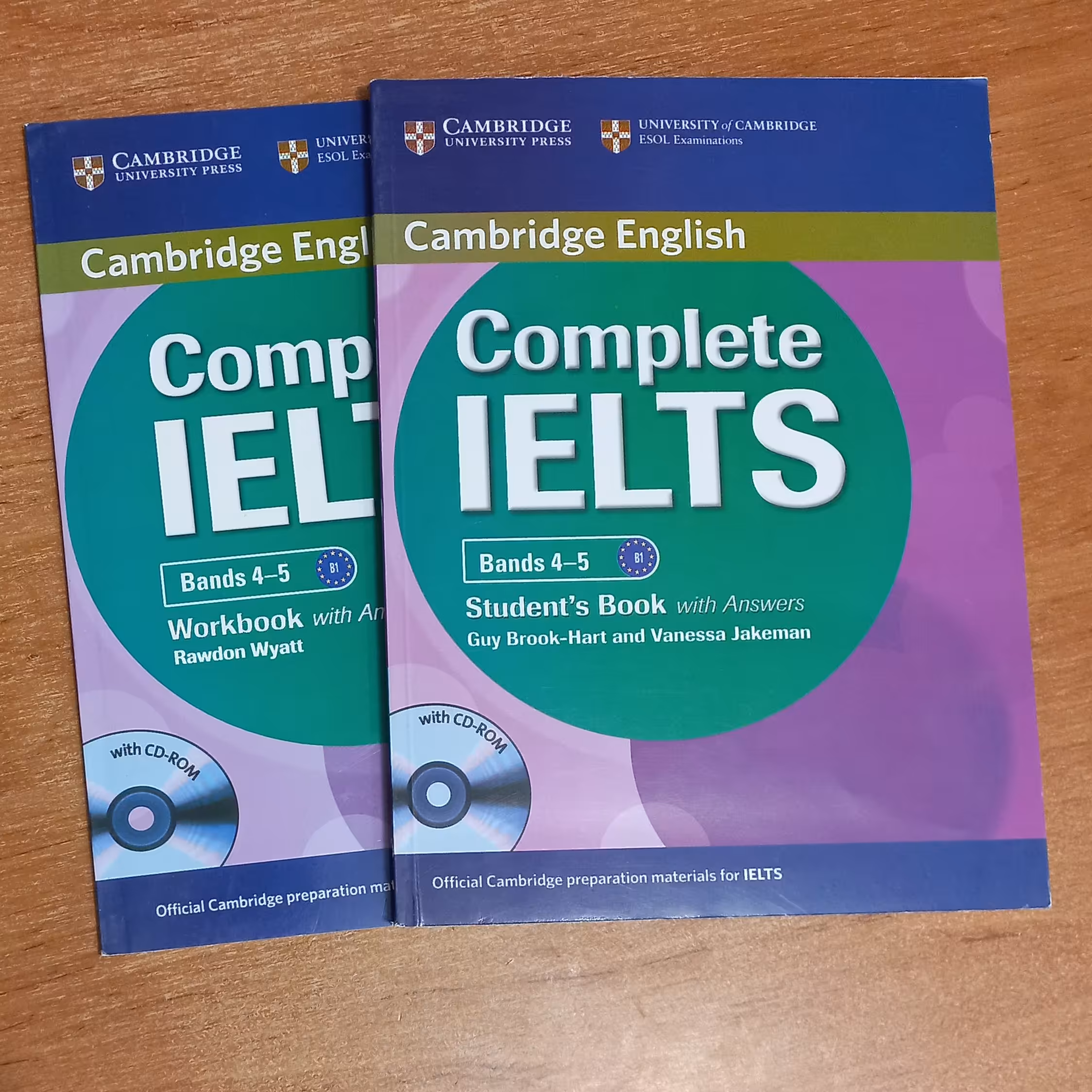 کتاب کامپلیت آیلتس Complete IELTS Bands 4-5 به همراه با کتاب کار 