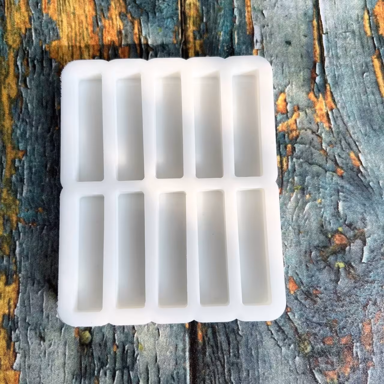 قالب سیلیکونی پلاک ماشین سایز حدودی 5 در  1