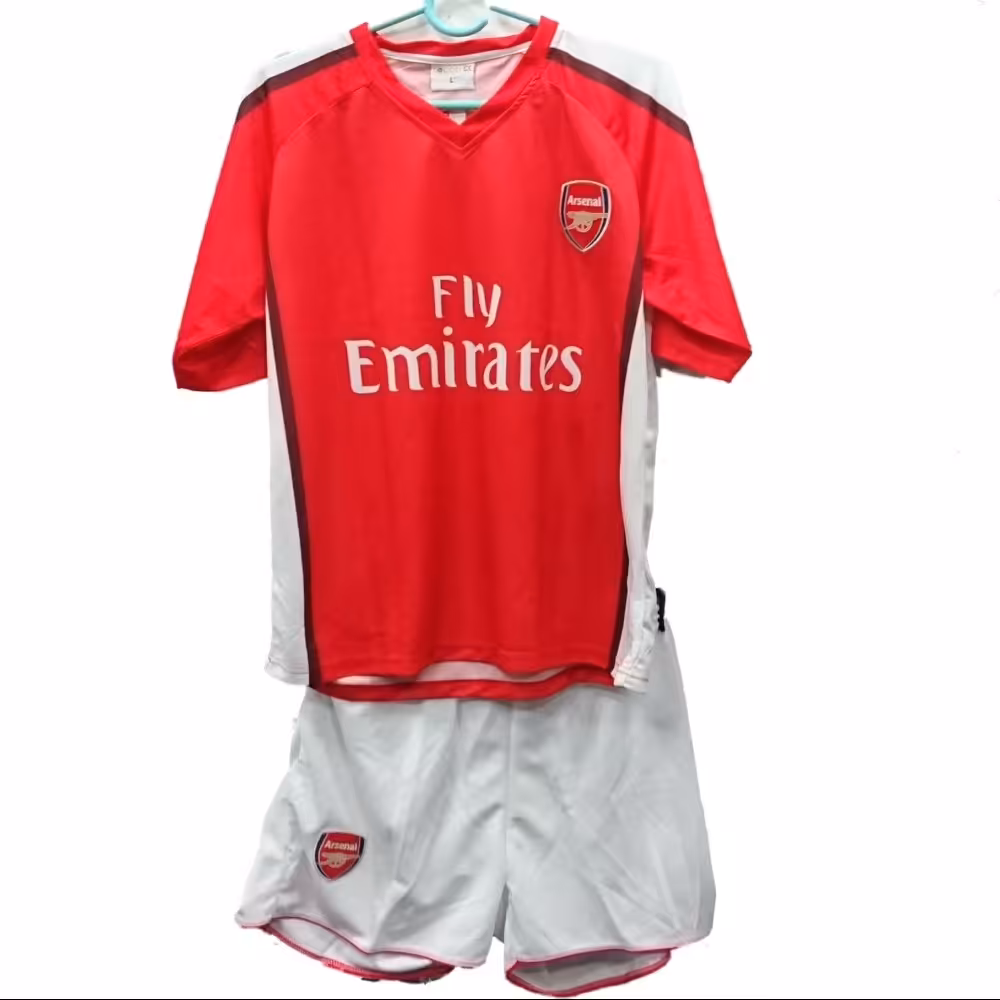 تی شرت و شورت ورزشی فوتبالی آرسنال (تولید تایلند) (سایز L)