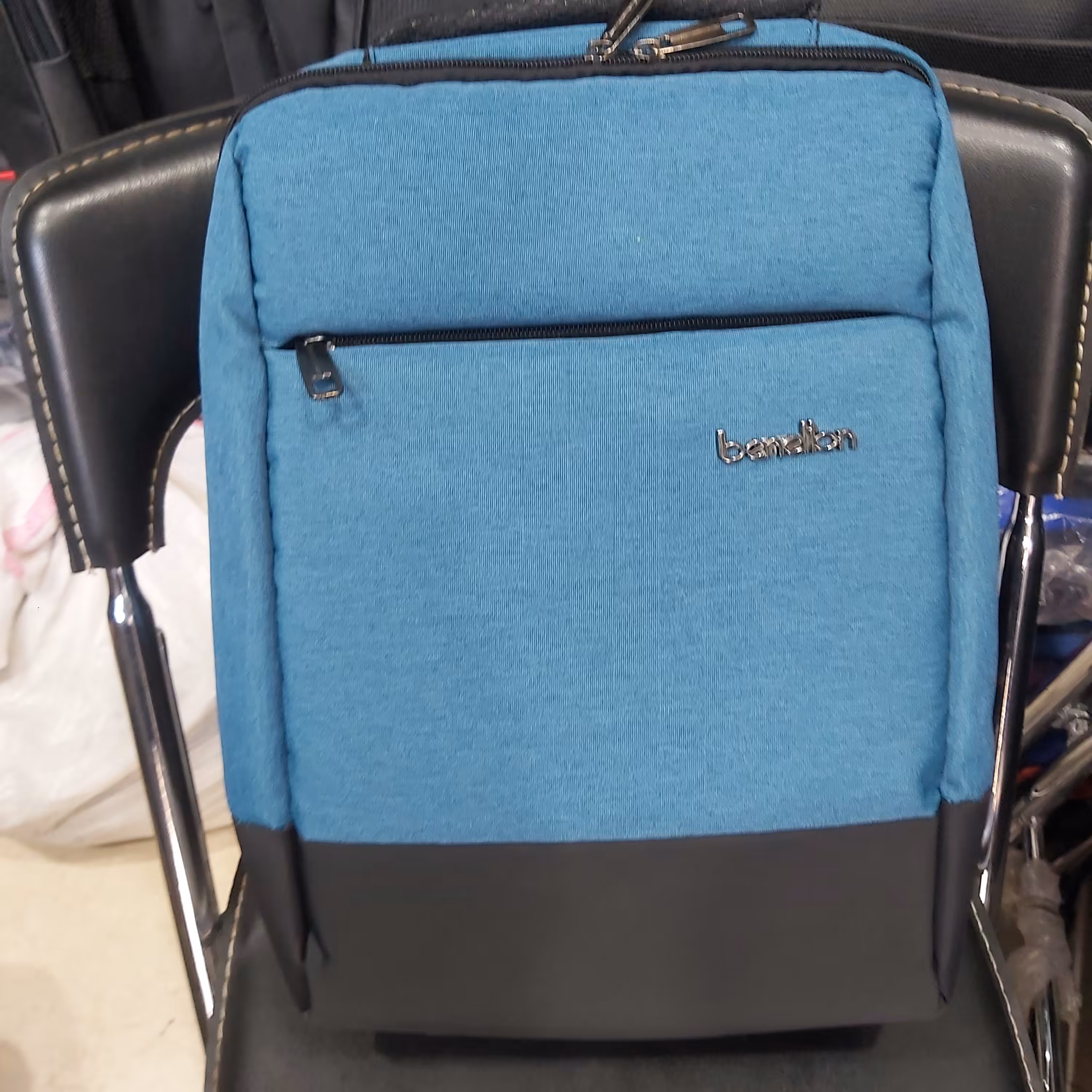 کوله لبتابی و دانشگاهی beneton