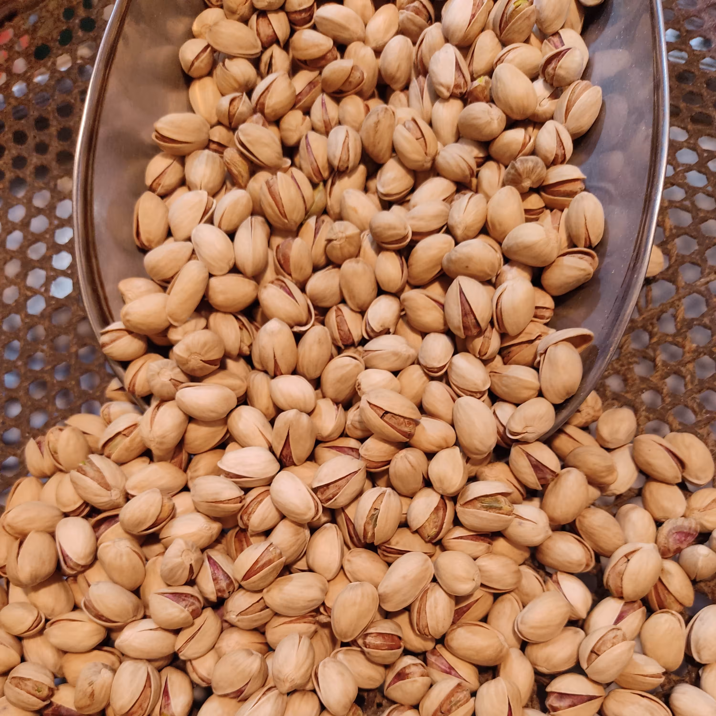 پسته فندقی درجه یک((250گرم))