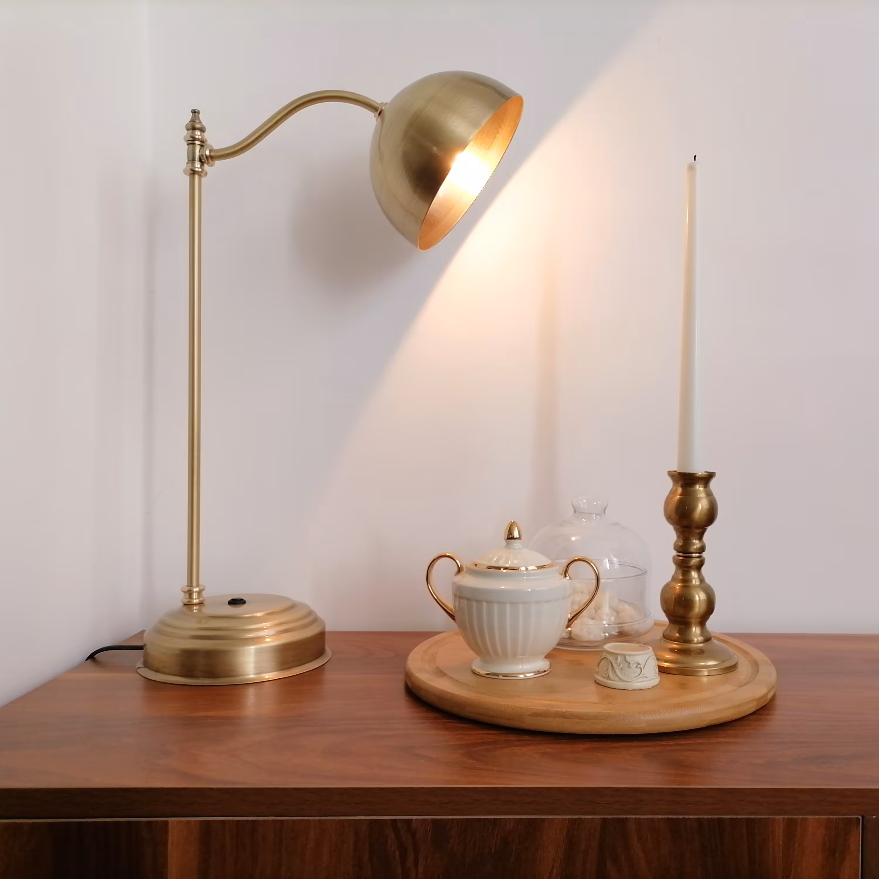 آباژور رومیزی مدل KLG