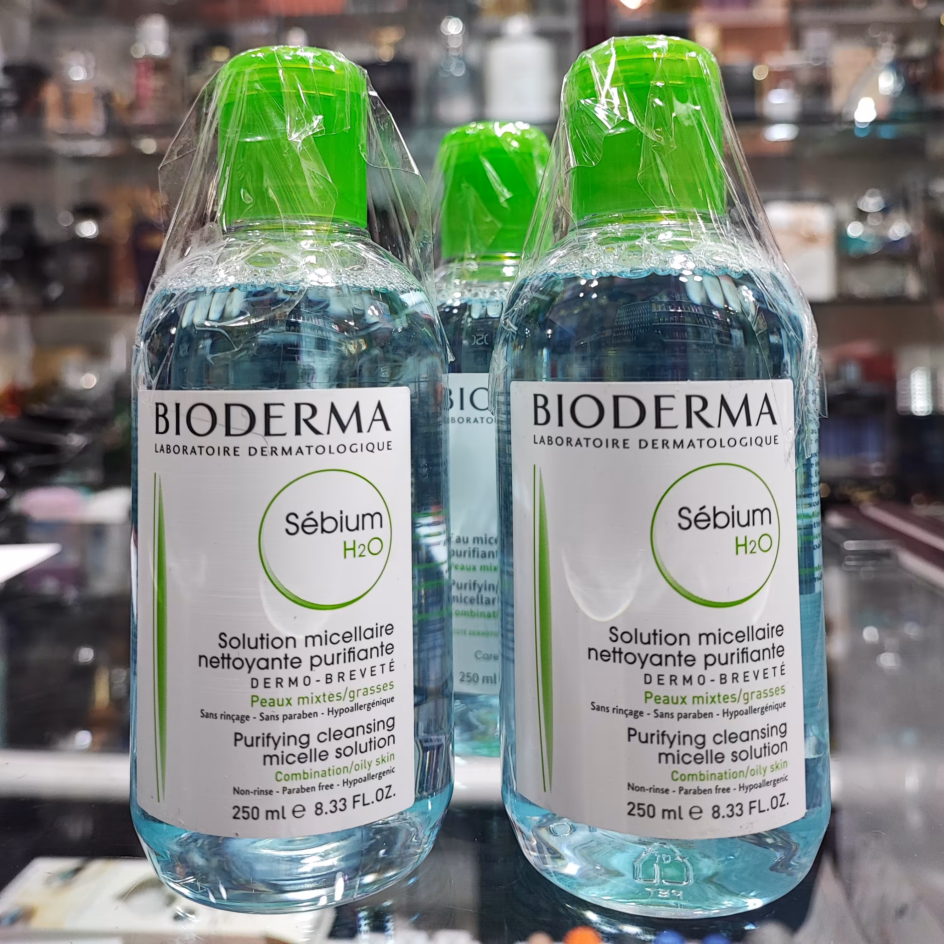 محلول میسلار  پاک کننده آرایش چشم و صورت بایودرما(پوست چرب)