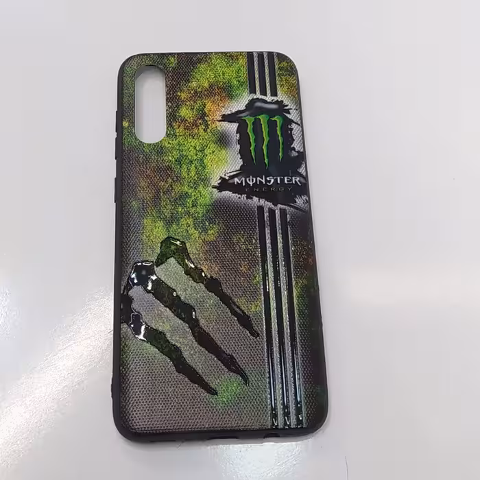 کاور گوشی سامسونگ A70.جنس پلاستیک سخت  تک طرح تک رنگ