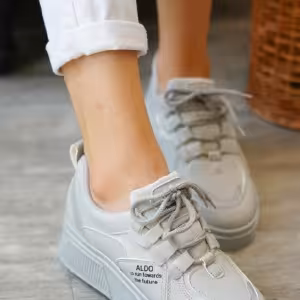 کفش کتانی تک رنگ