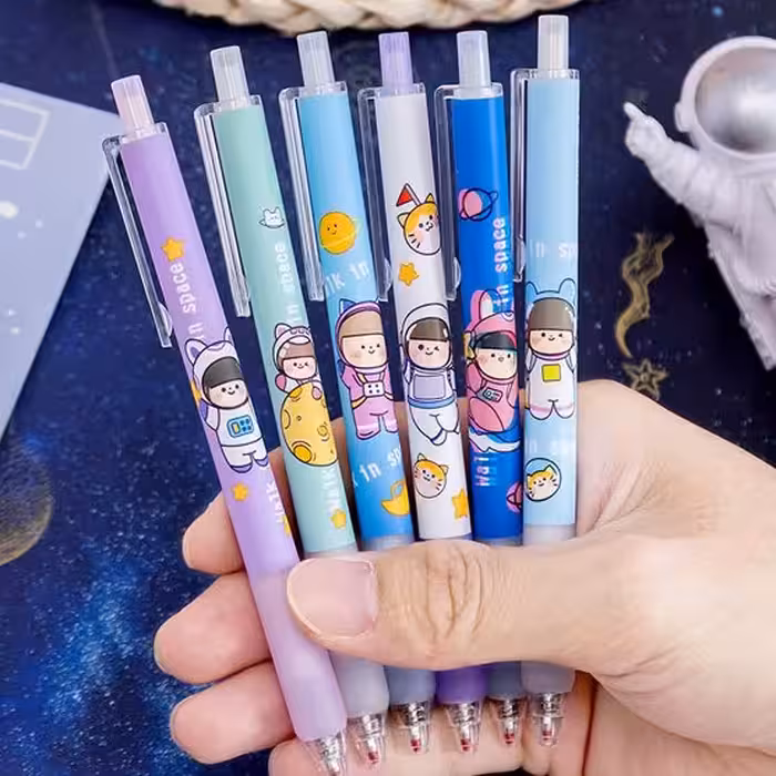 خودکار فشاری طرح دختر فضانورد با جوهر مشکی 