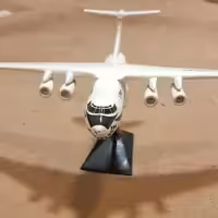 ماکت فلزی هواپیمای ترابری ایلوشین