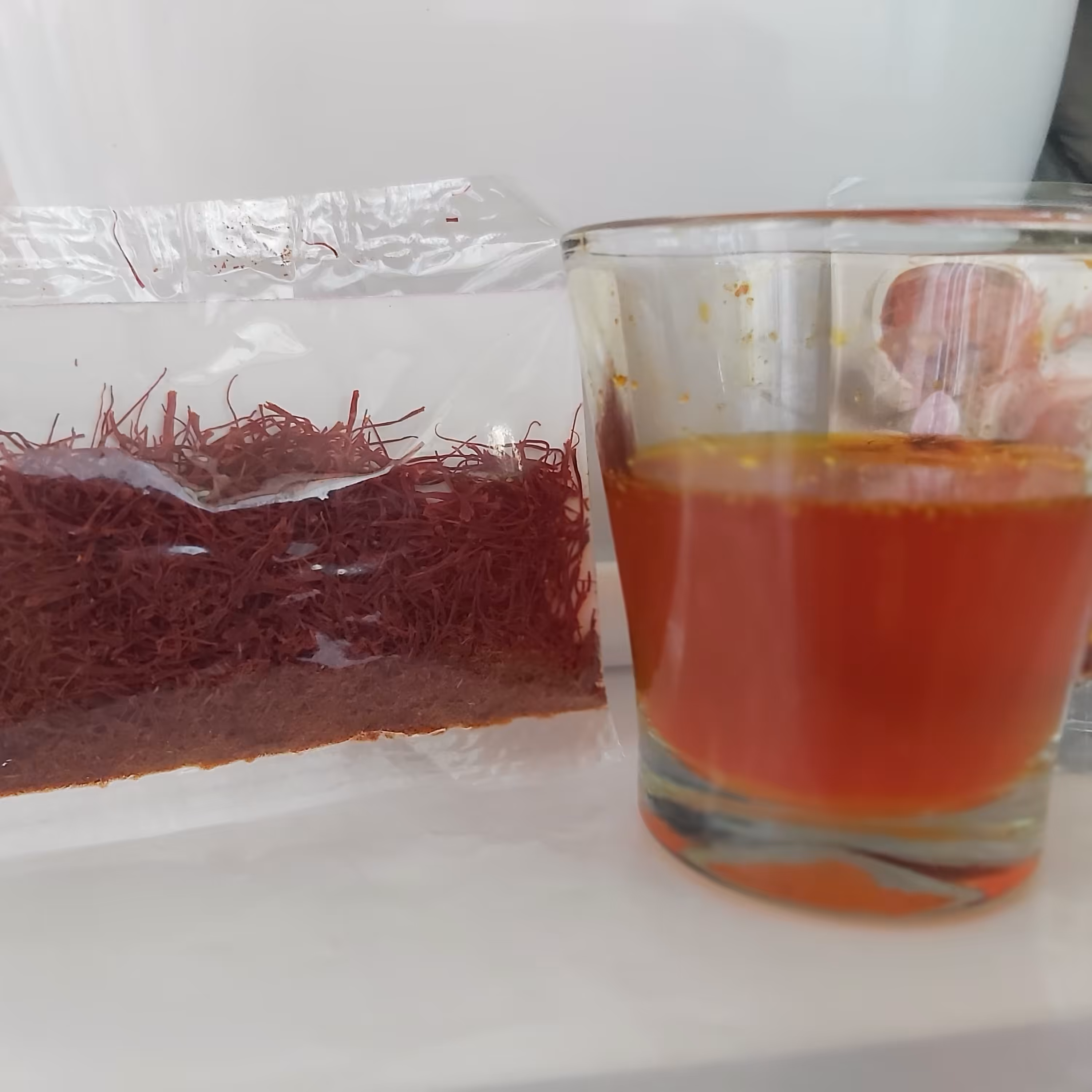 زعفران درجه یک( یک مثقالی)