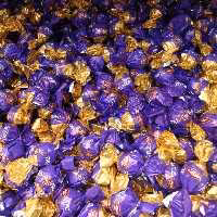 شکلات ترافل بیسکویتی توپی  ABK

اکراین 100 گرمی