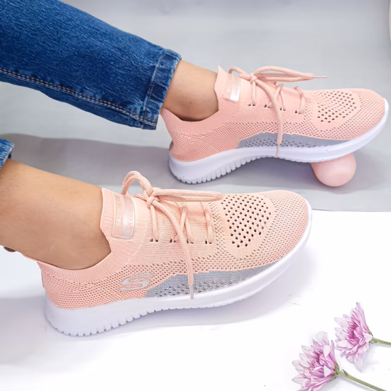 کتونی اسچیکرز  دو رنگ