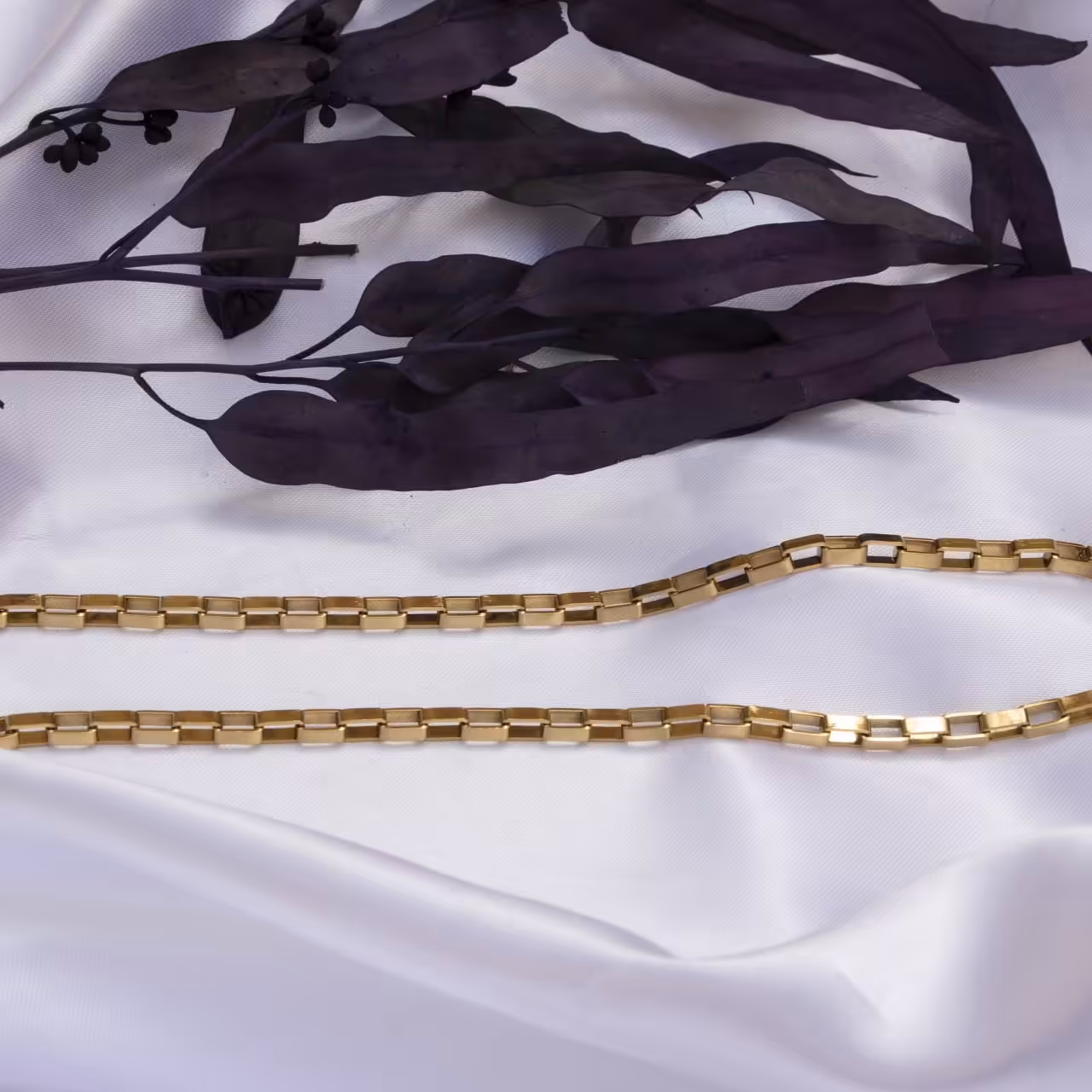 زنجیر استیل آجری طلایی  بافت درشت 
