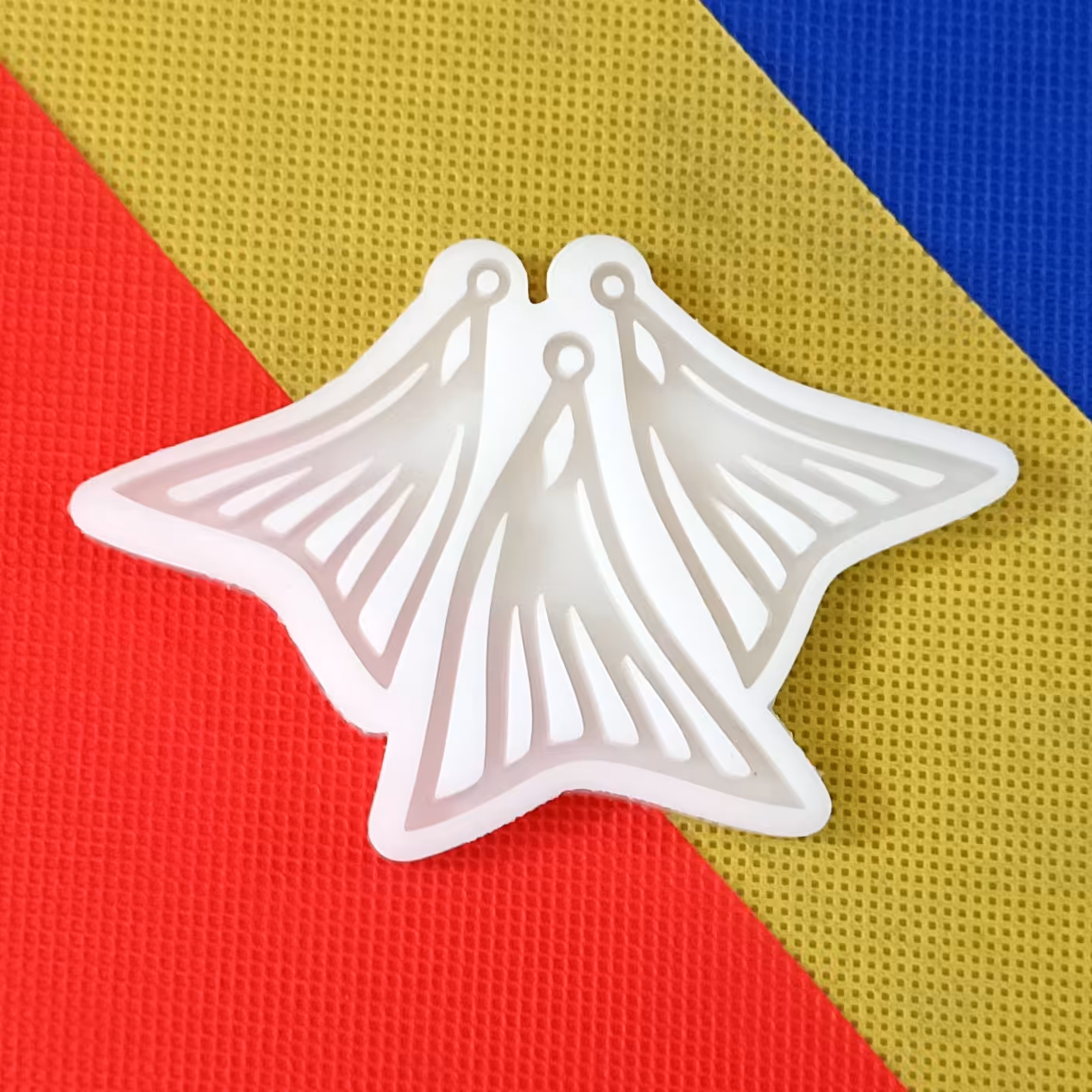 قالب رزین مدل ست اویز و گوشواره طرح زیبا کد XO