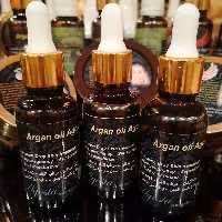 روغن آرگان آگوستا 35 میل  روغن آرگان اصل پوست و مو فوق العاده تاثیر گذار و عالی 