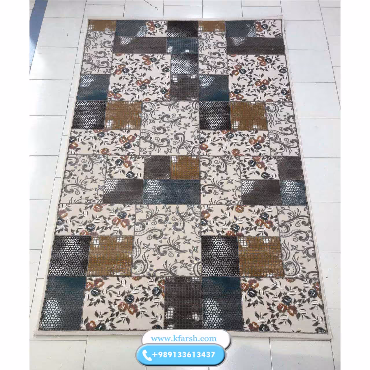 فرش اتاق خواب با گلهای ریز